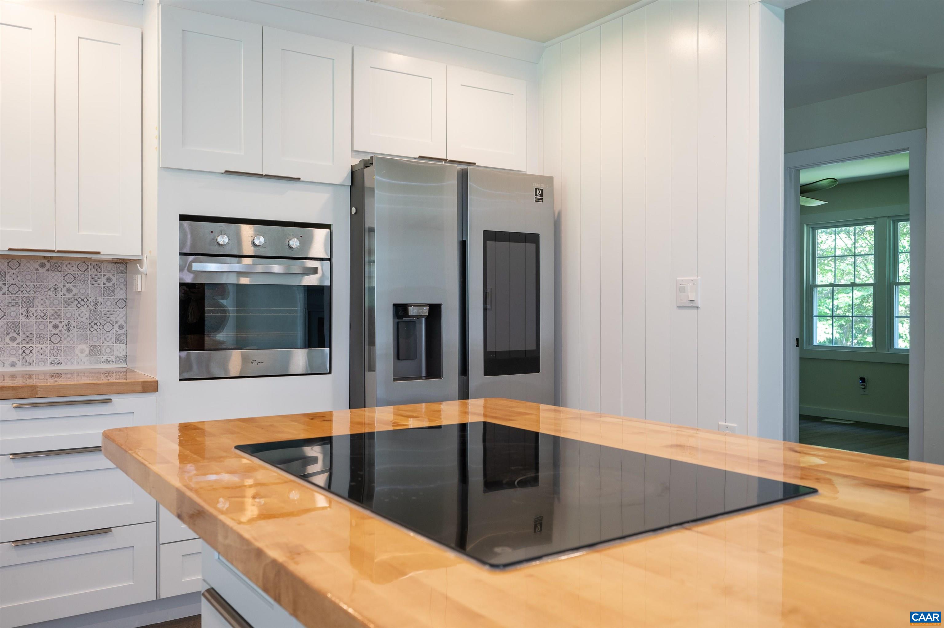 5523 ROCKFISH GAP TPKE