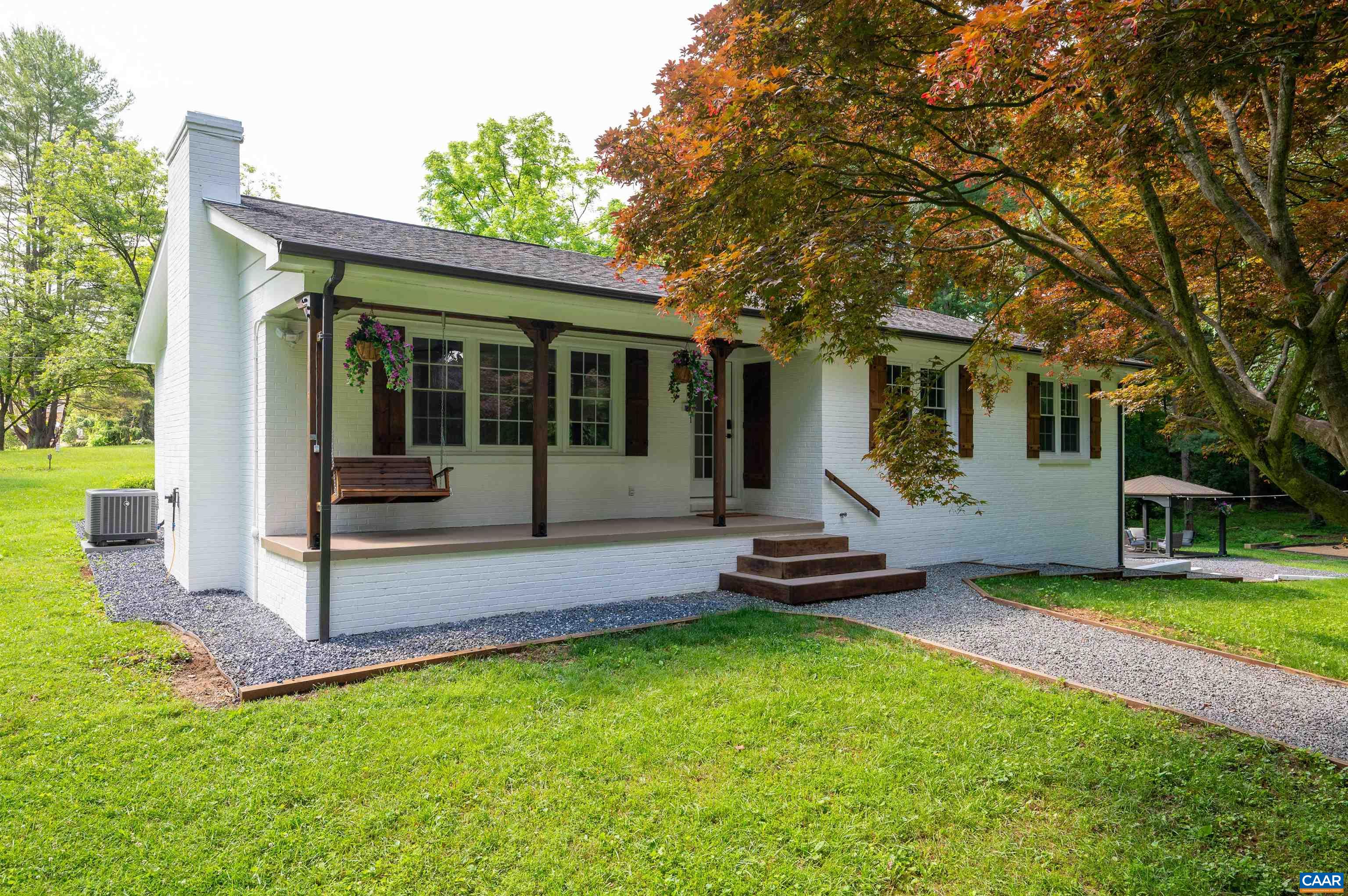5523 ROCKFISH GAP TPKE