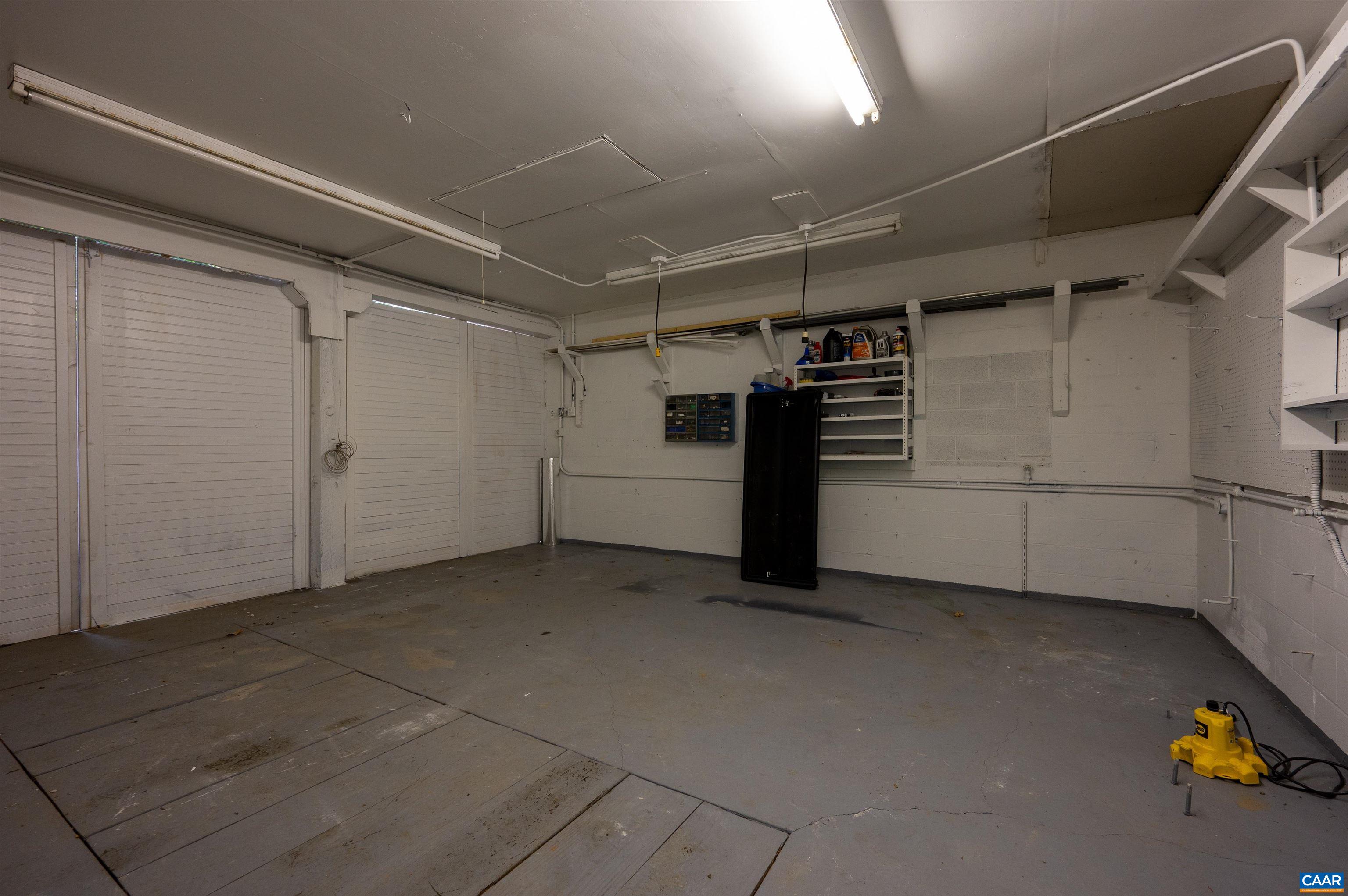 5523 ROCKFISH GAP TPKE