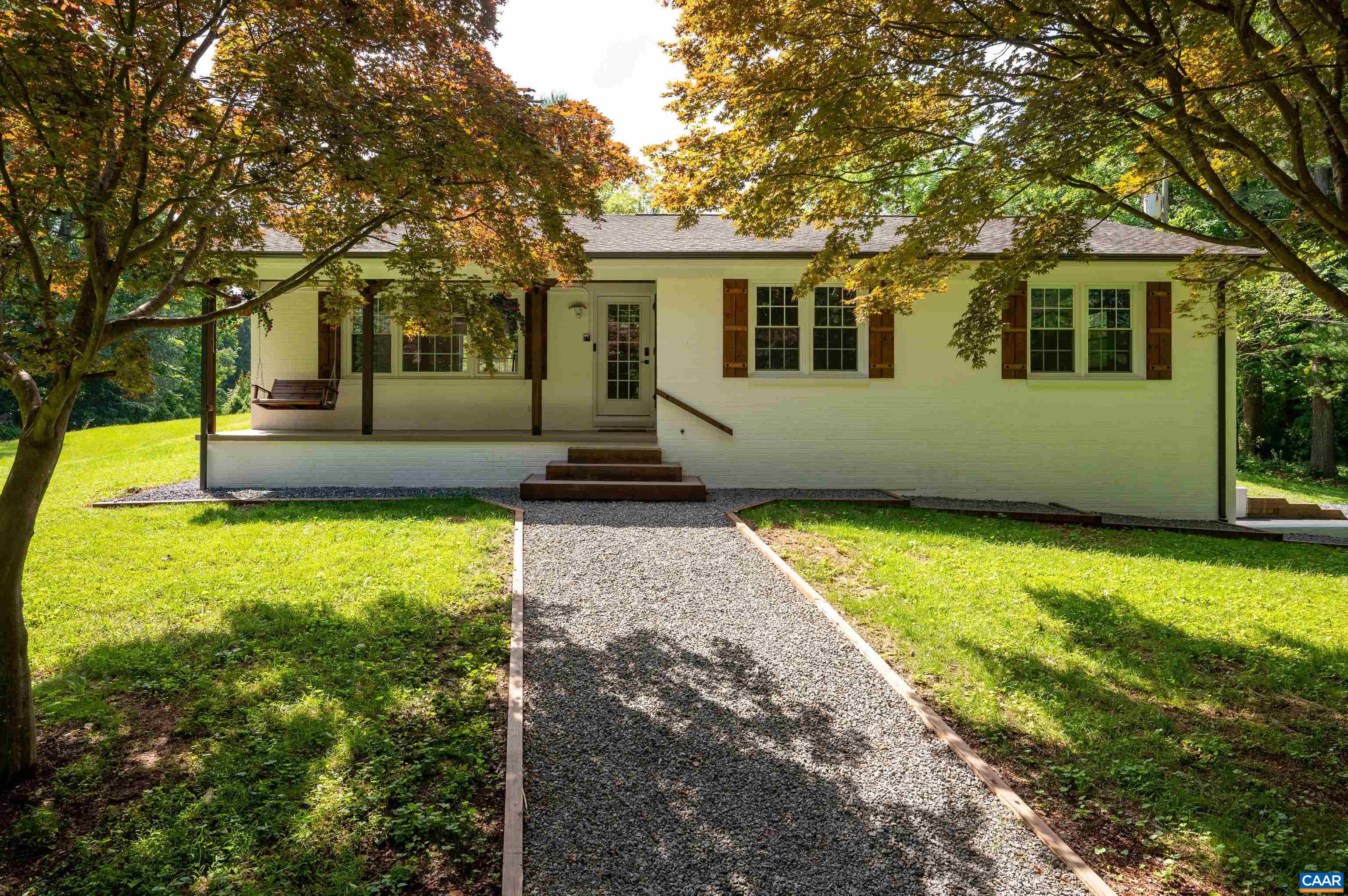 5523 ROCKFISH GAP TPKE
