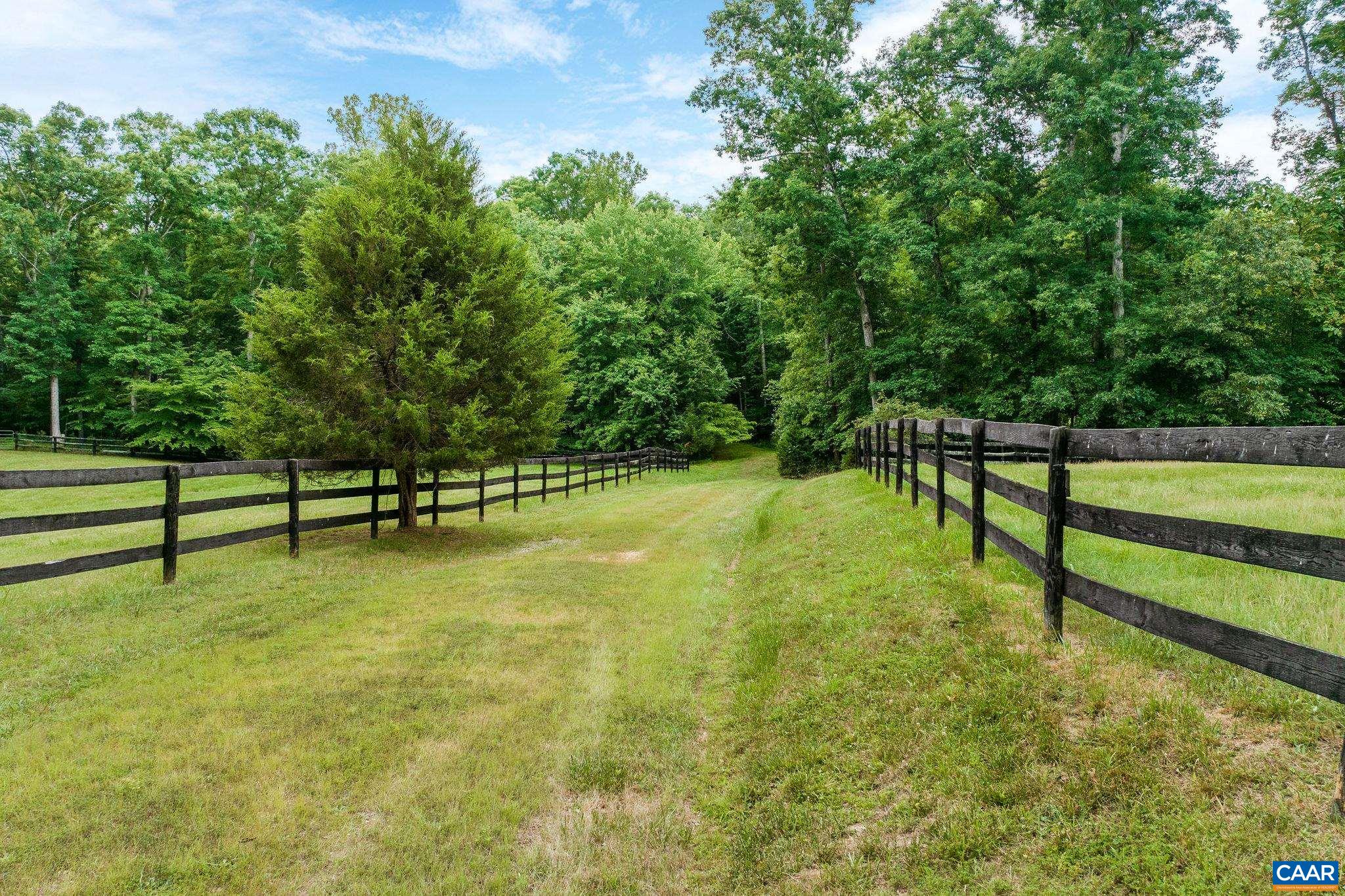 861 BEAVER DAM RD
