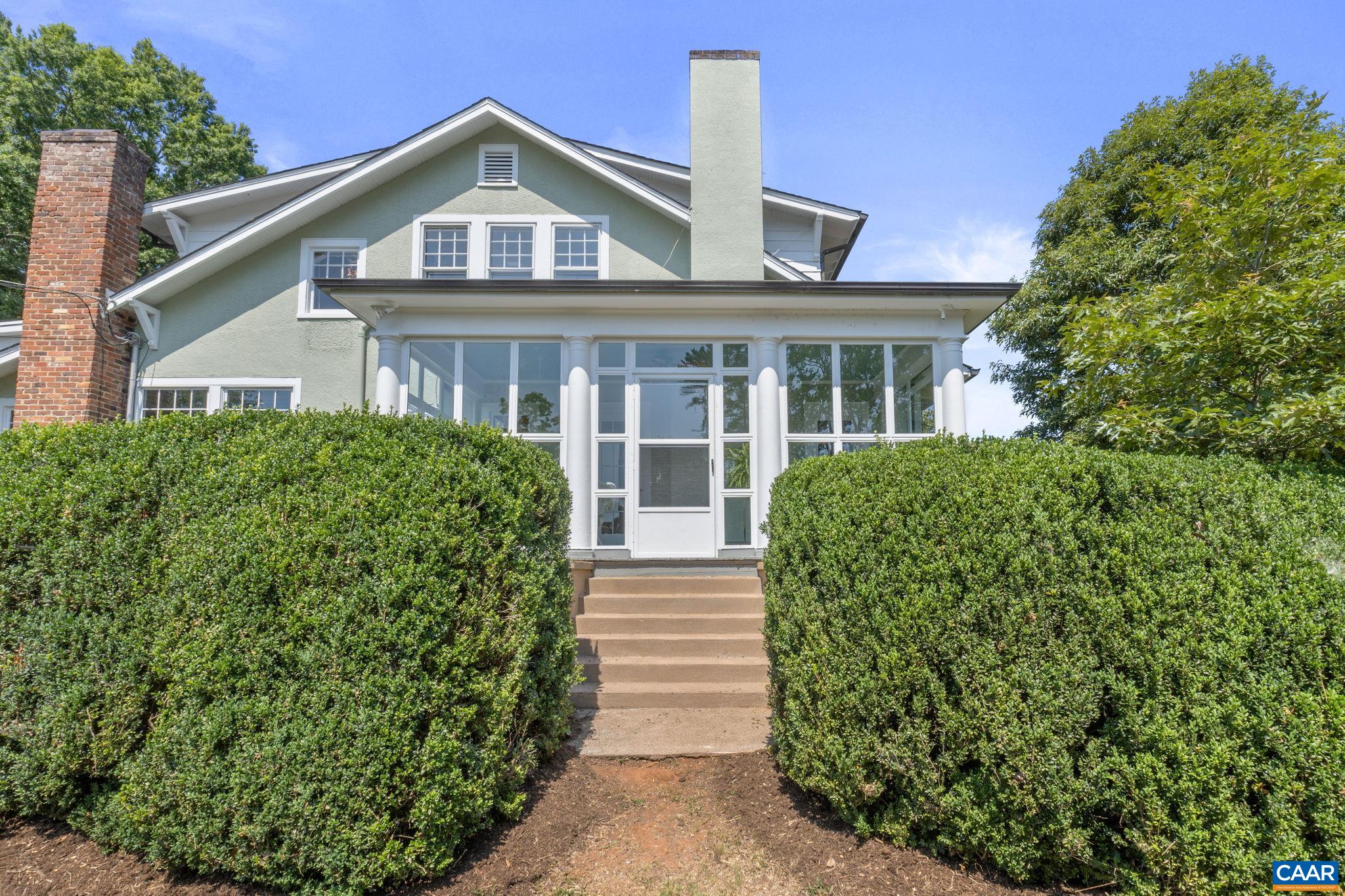 485 MARTHAS WAY