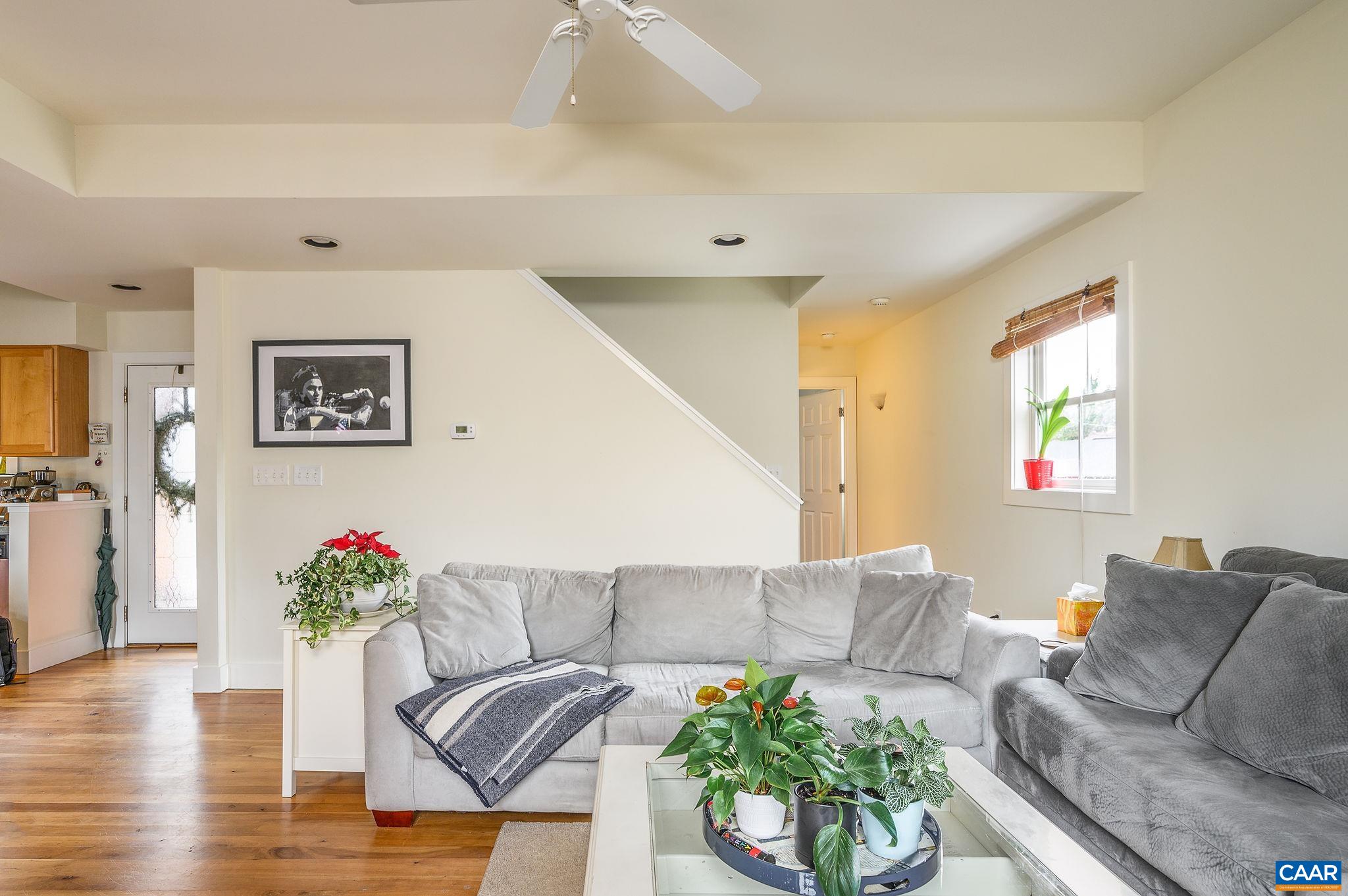 206 SW 5TH ST SW Unit: A