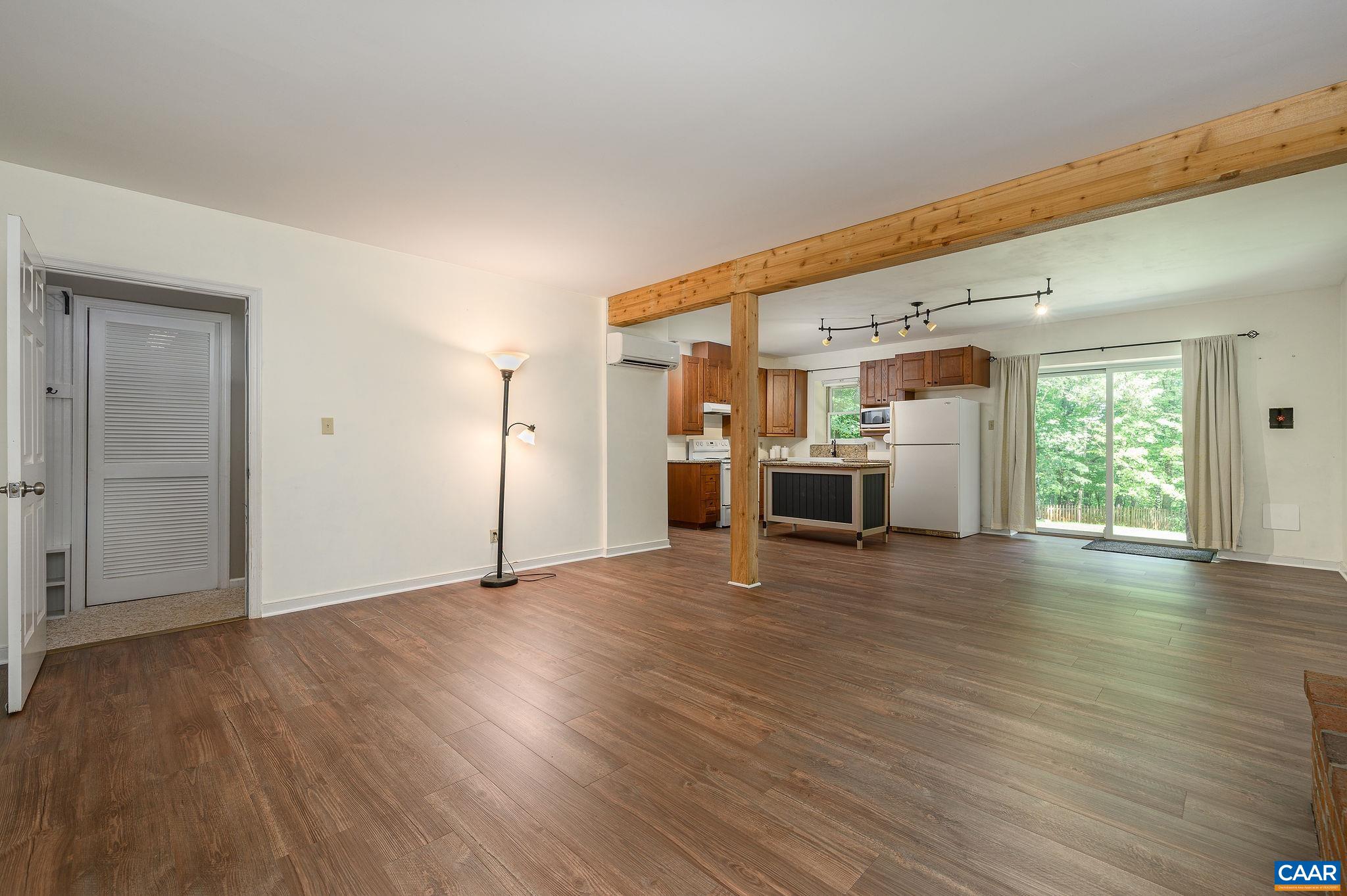 4994 Stony Point Pass