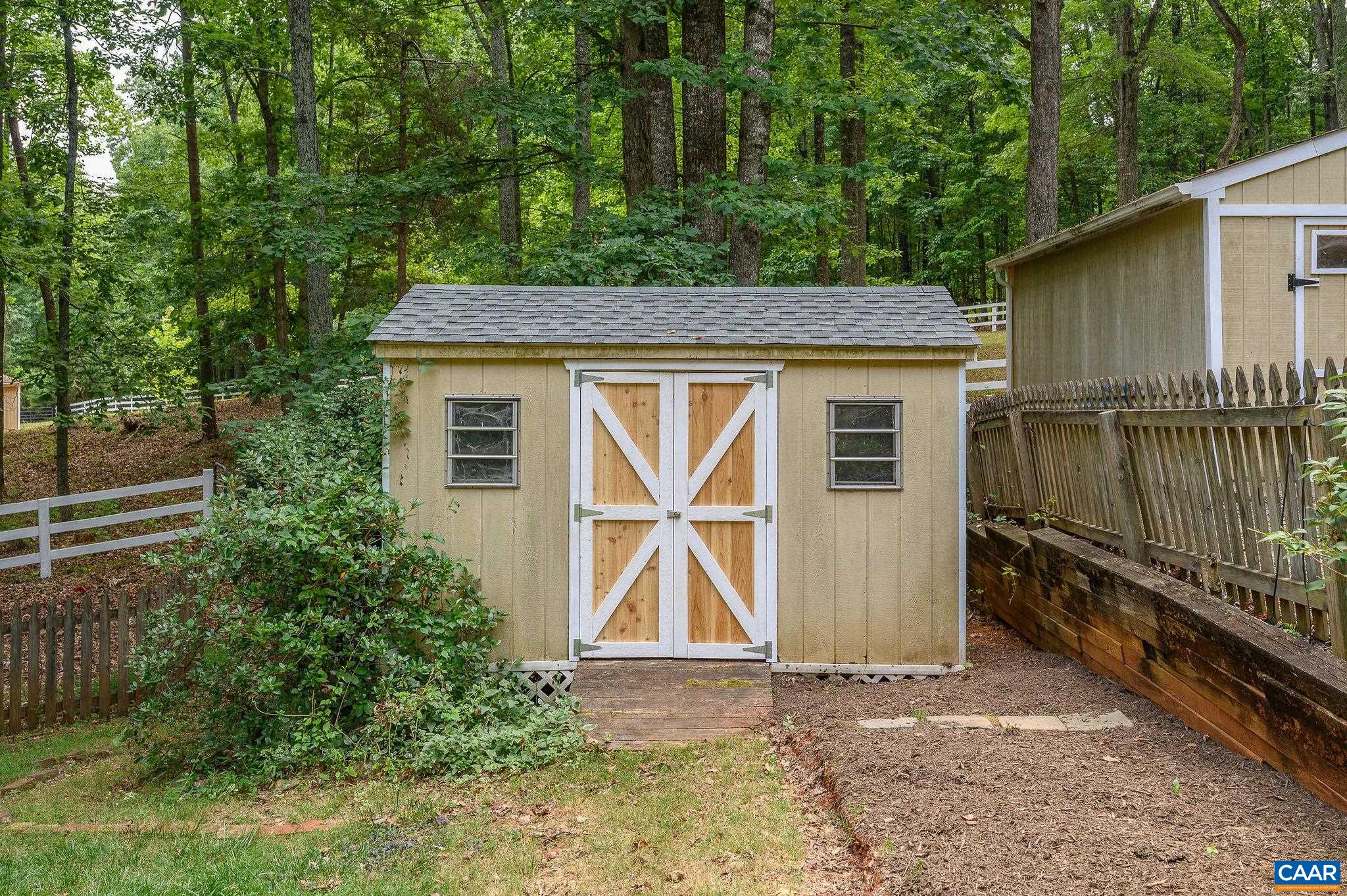 4994 Stony Point Pass