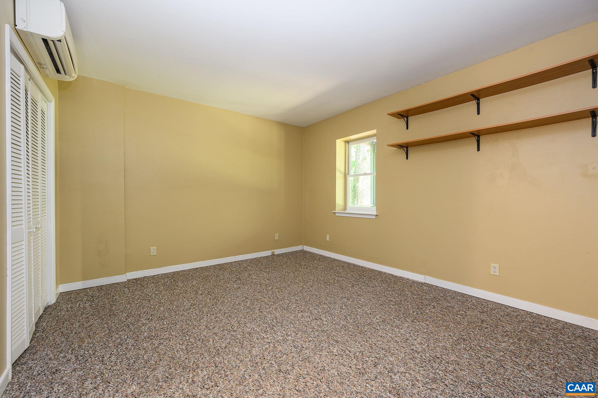 4994 Stony Point Pass
