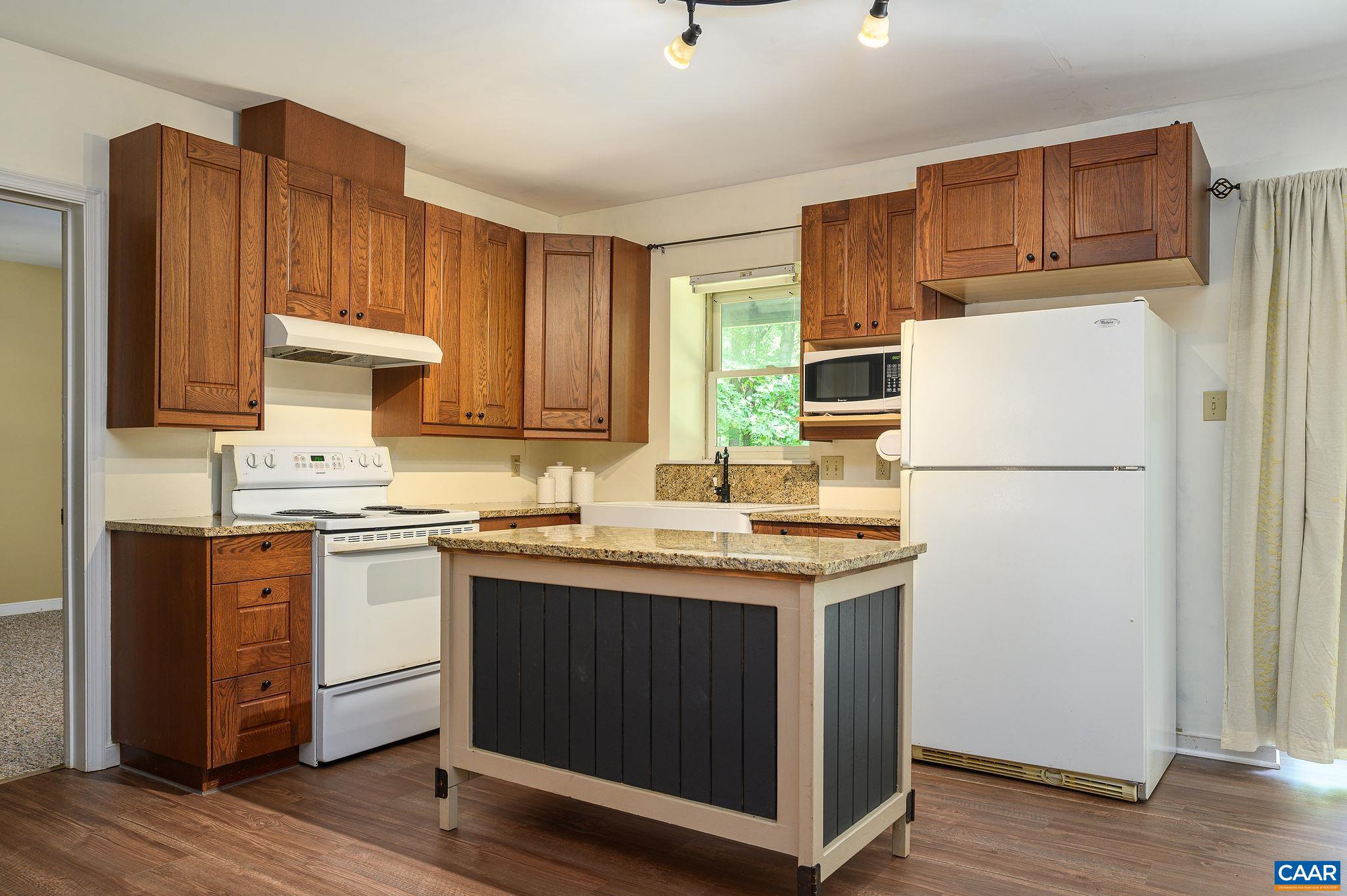 4994 Stony Point Pass