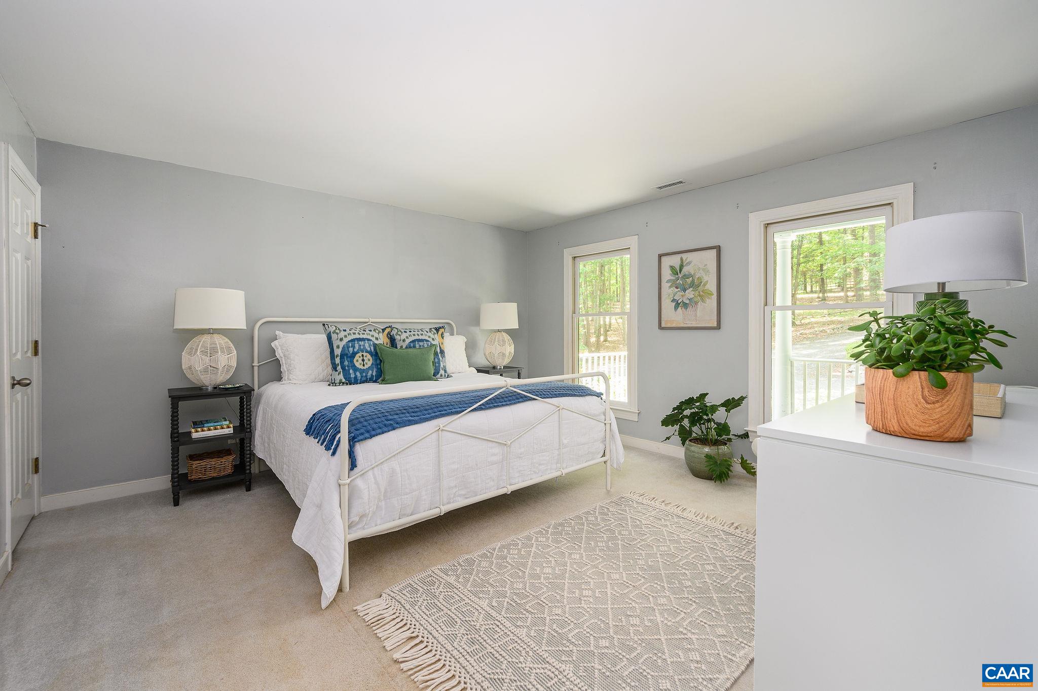 4994 Stony Point Pass
