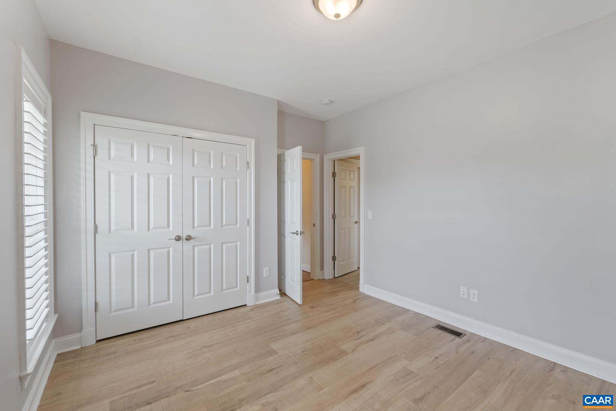 425 Fenton Ct