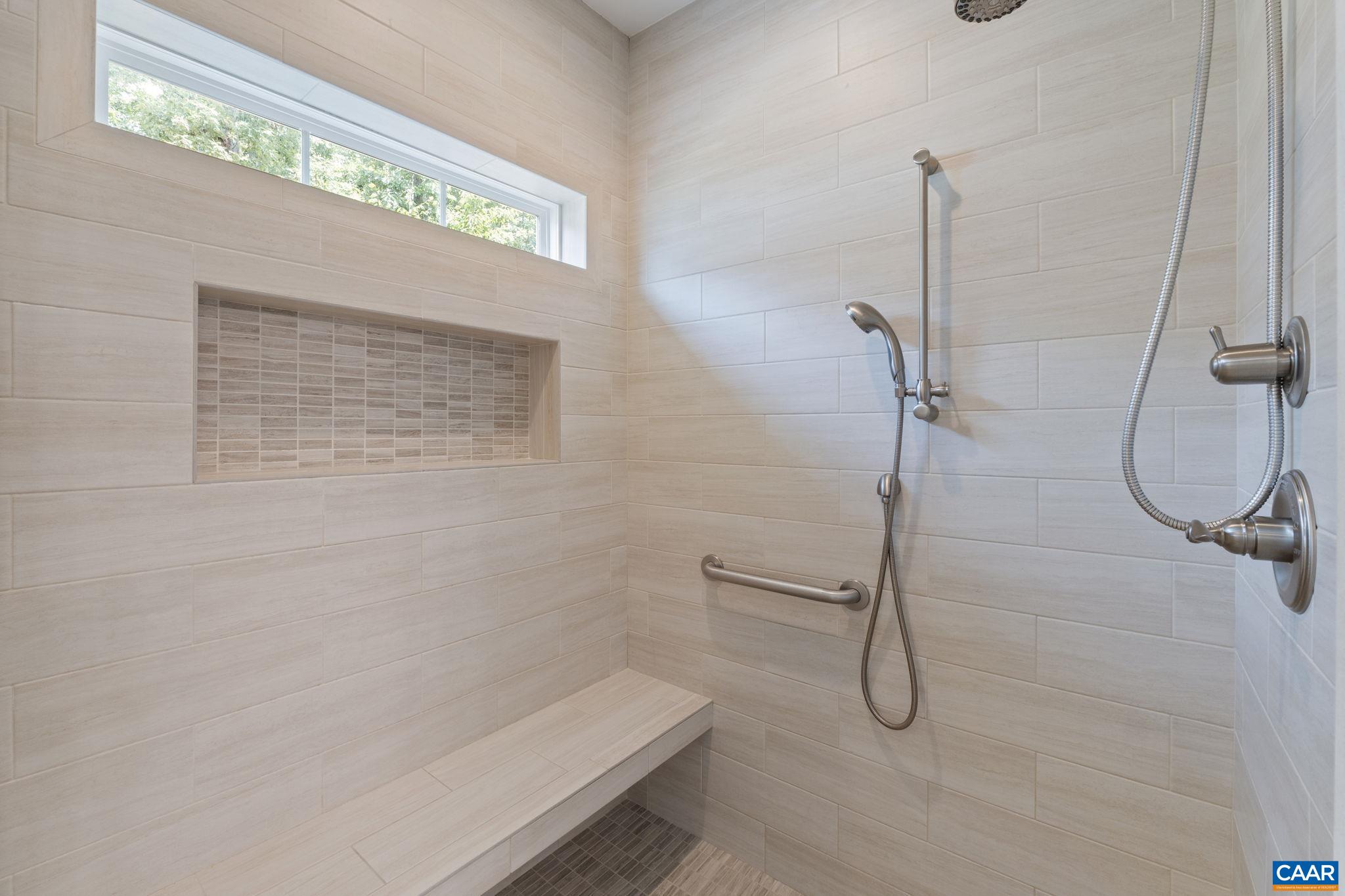 425 Fenton Ct