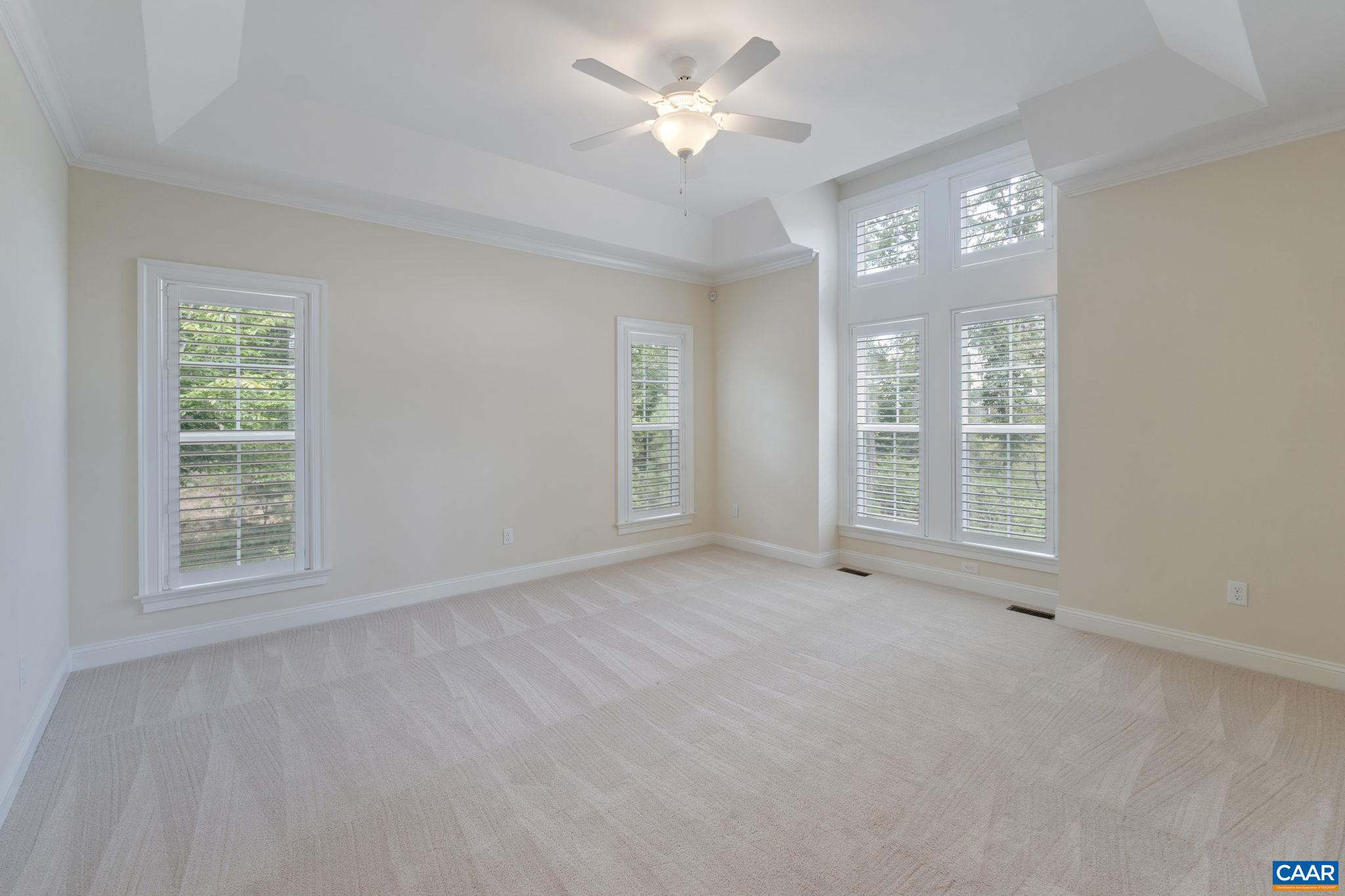 425 Fenton Ct