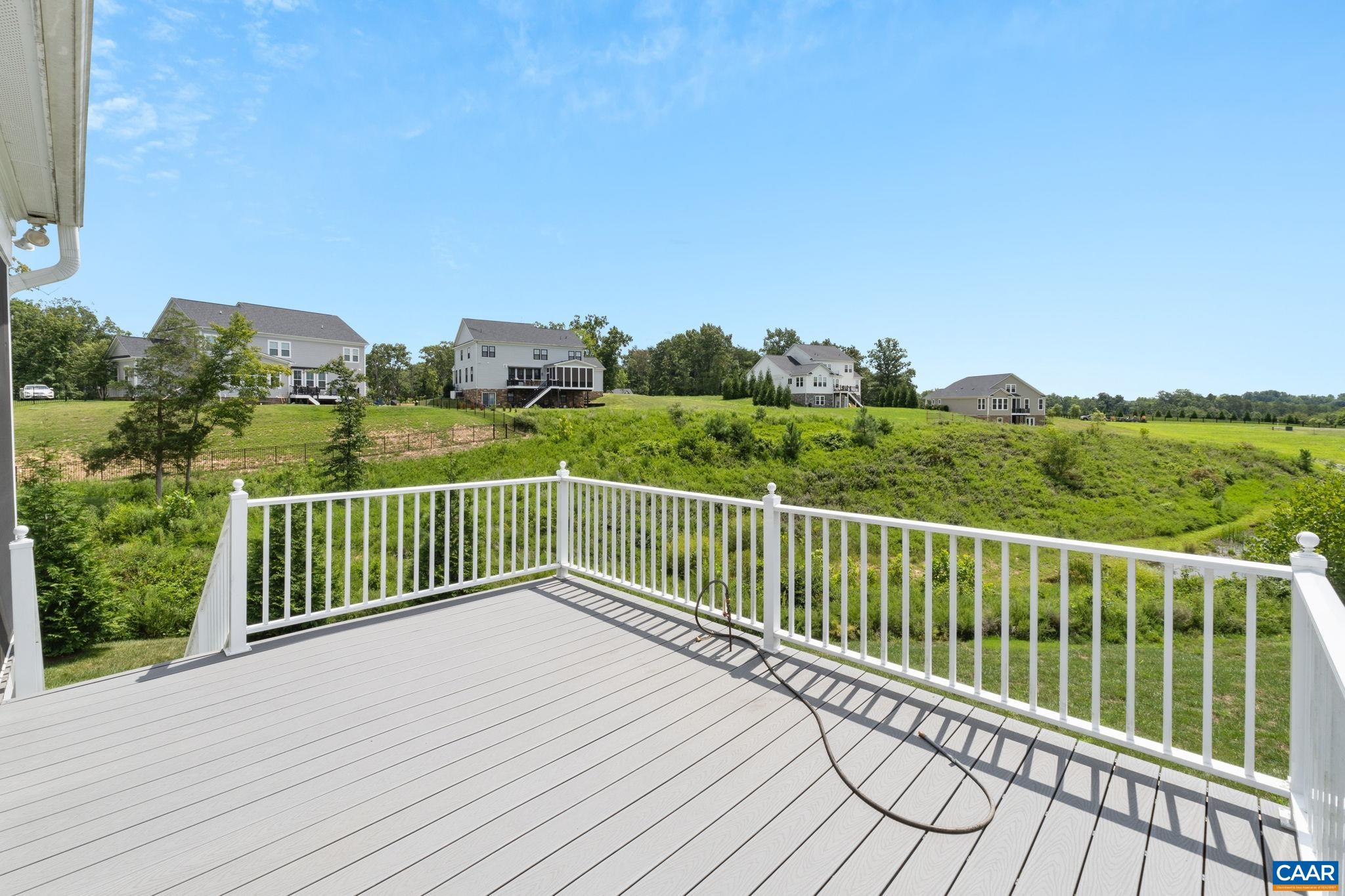 425 Fenton Ct