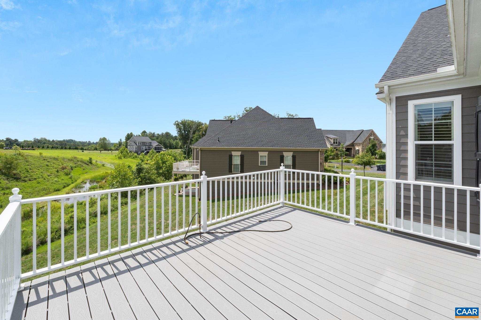 425 Fenton Ct