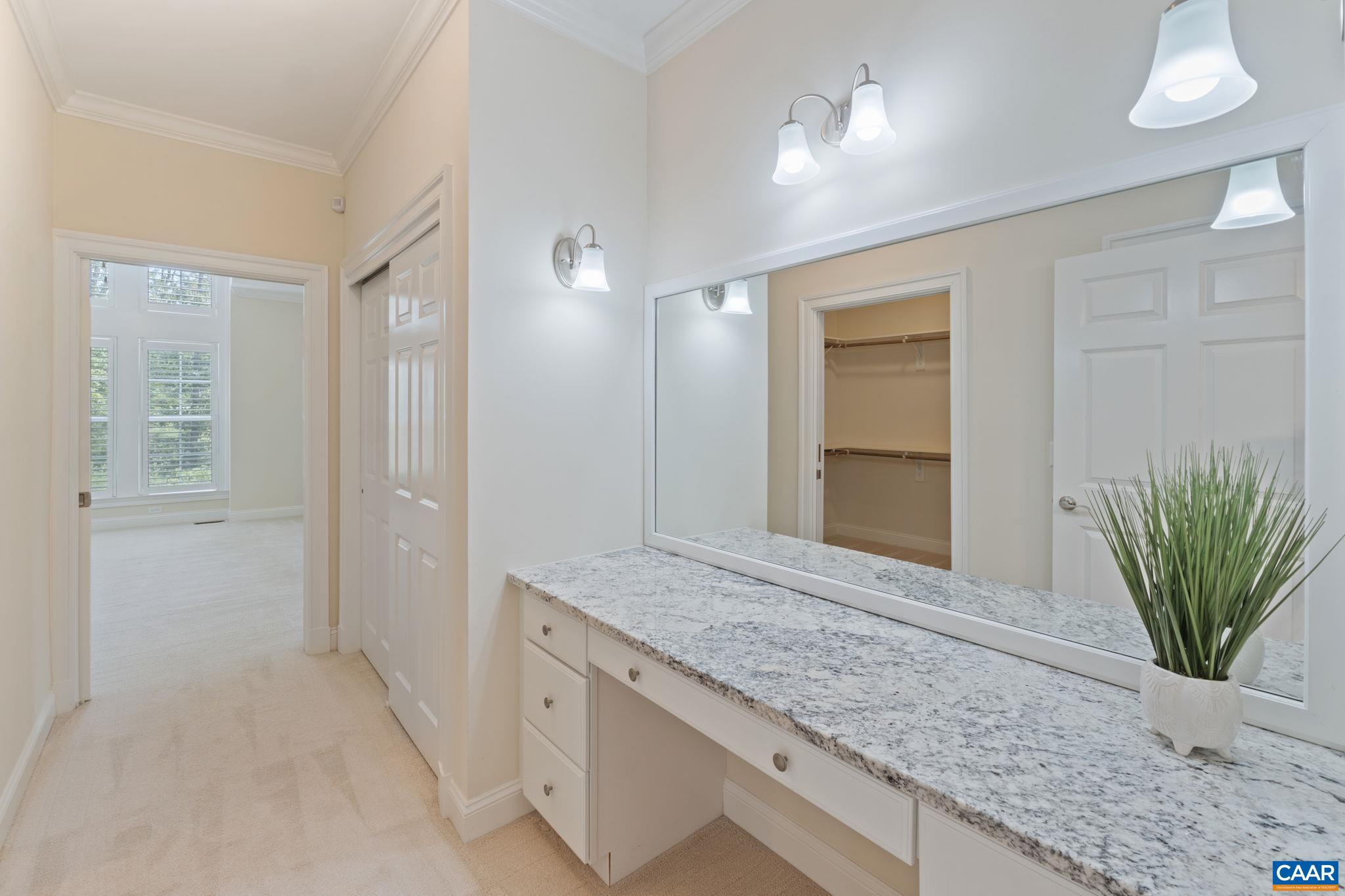 425 Fenton Ct