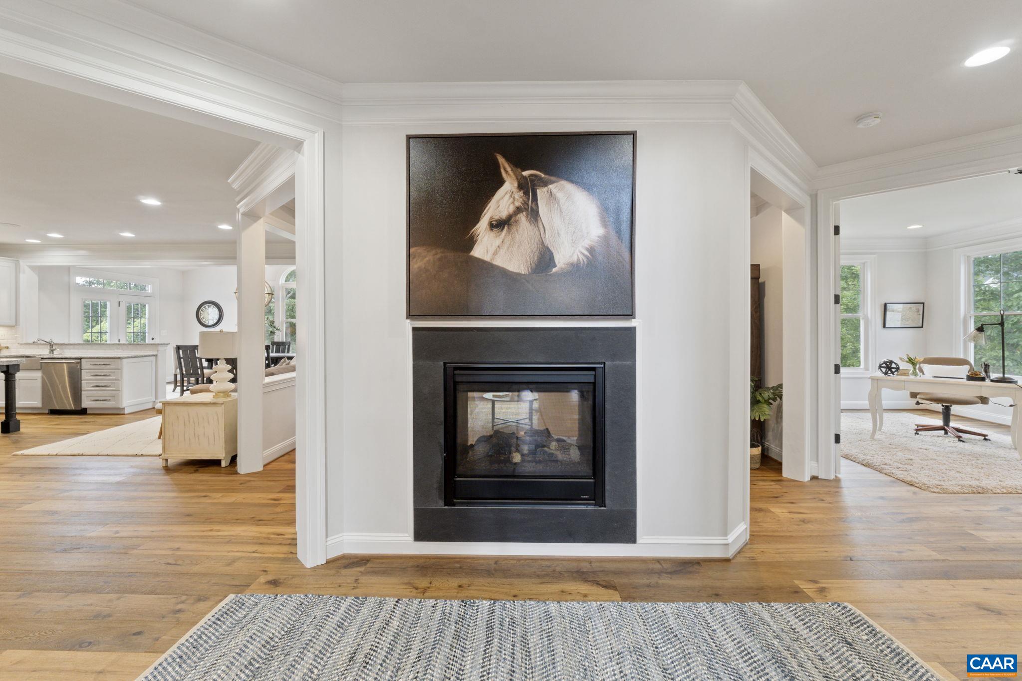 2206 Waterside Wy