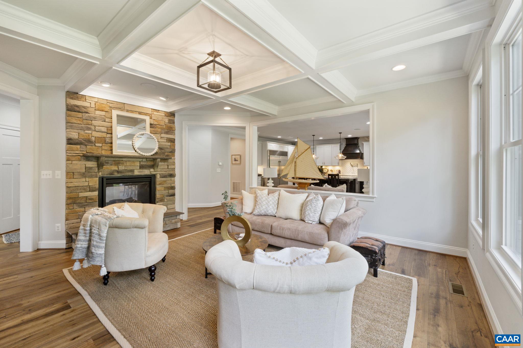 2206 Waterside Wy