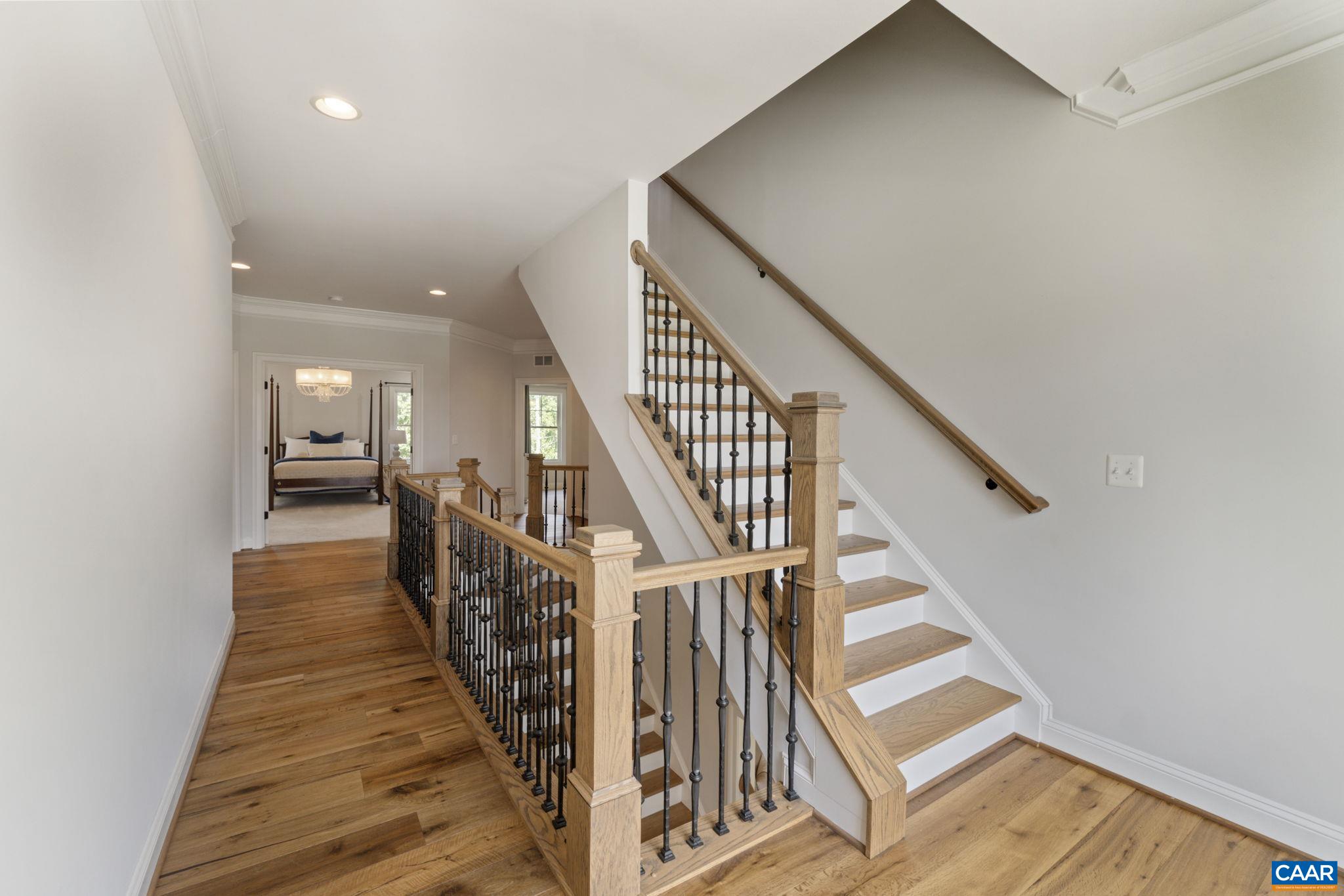 2206 Waterside Wy
