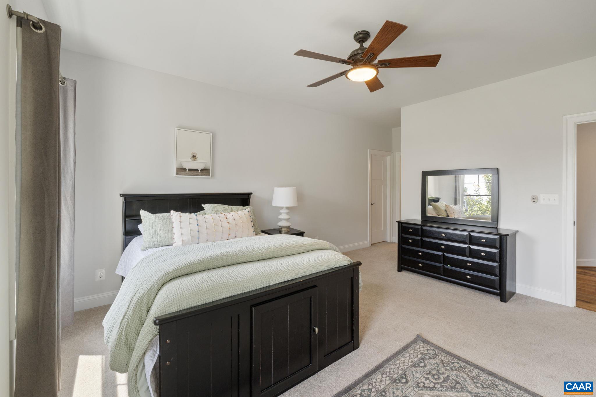 2206 Waterside Wy