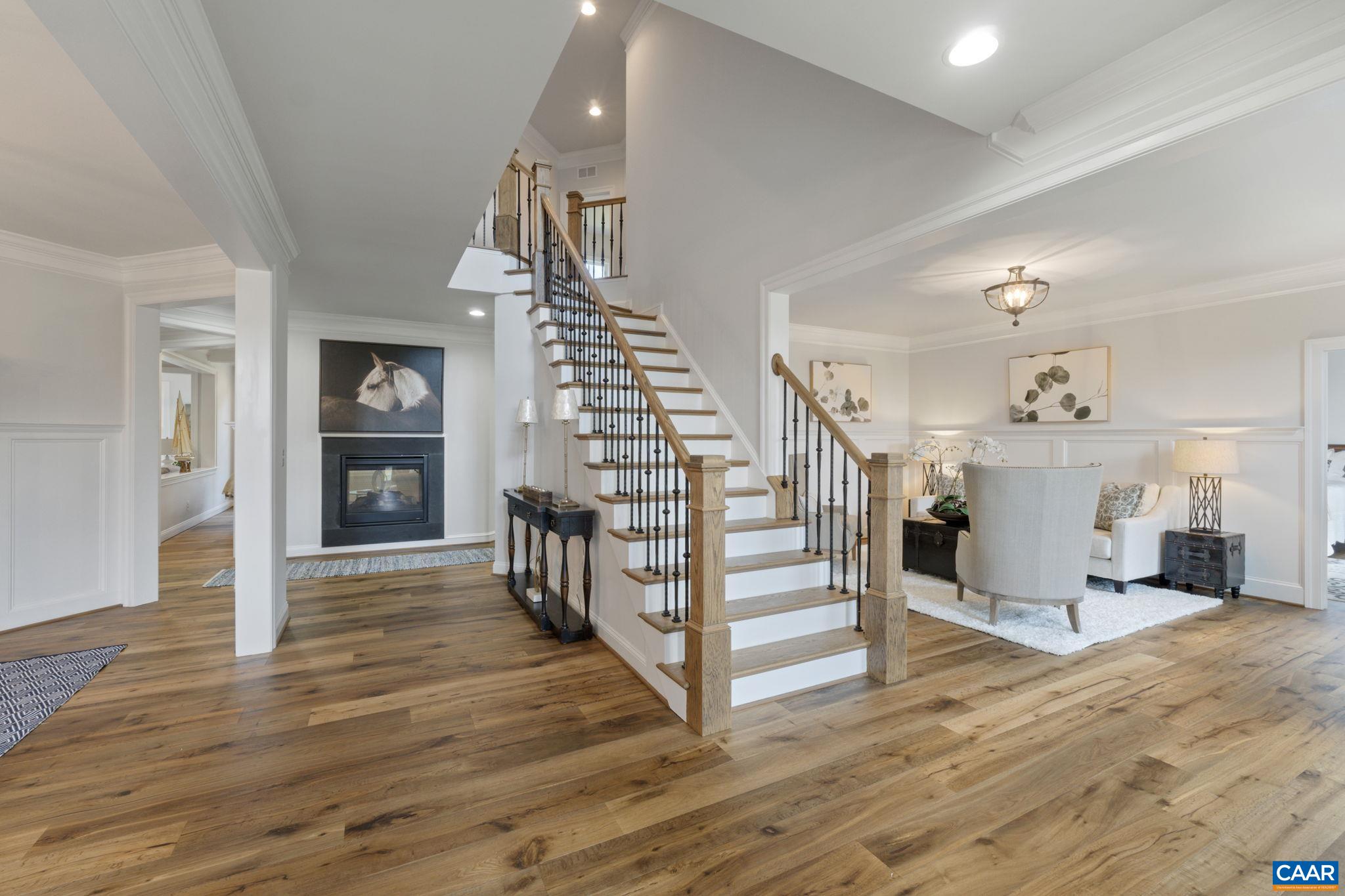 2206 Waterside Wy