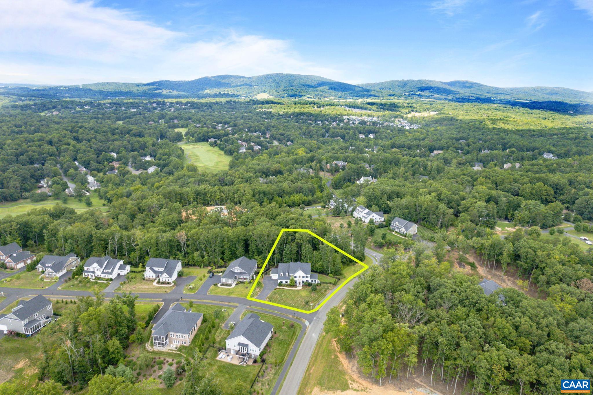 2206 Waterside Wy