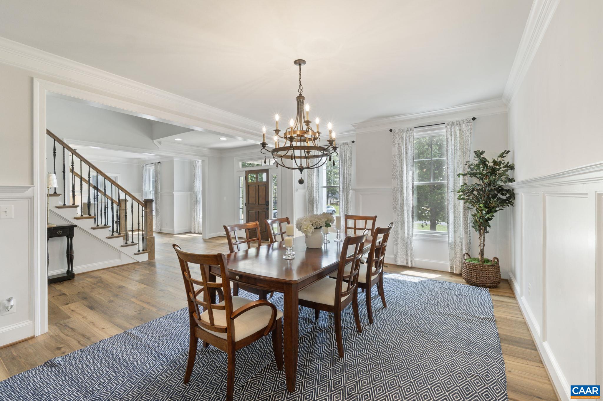 2206 Waterside Wy