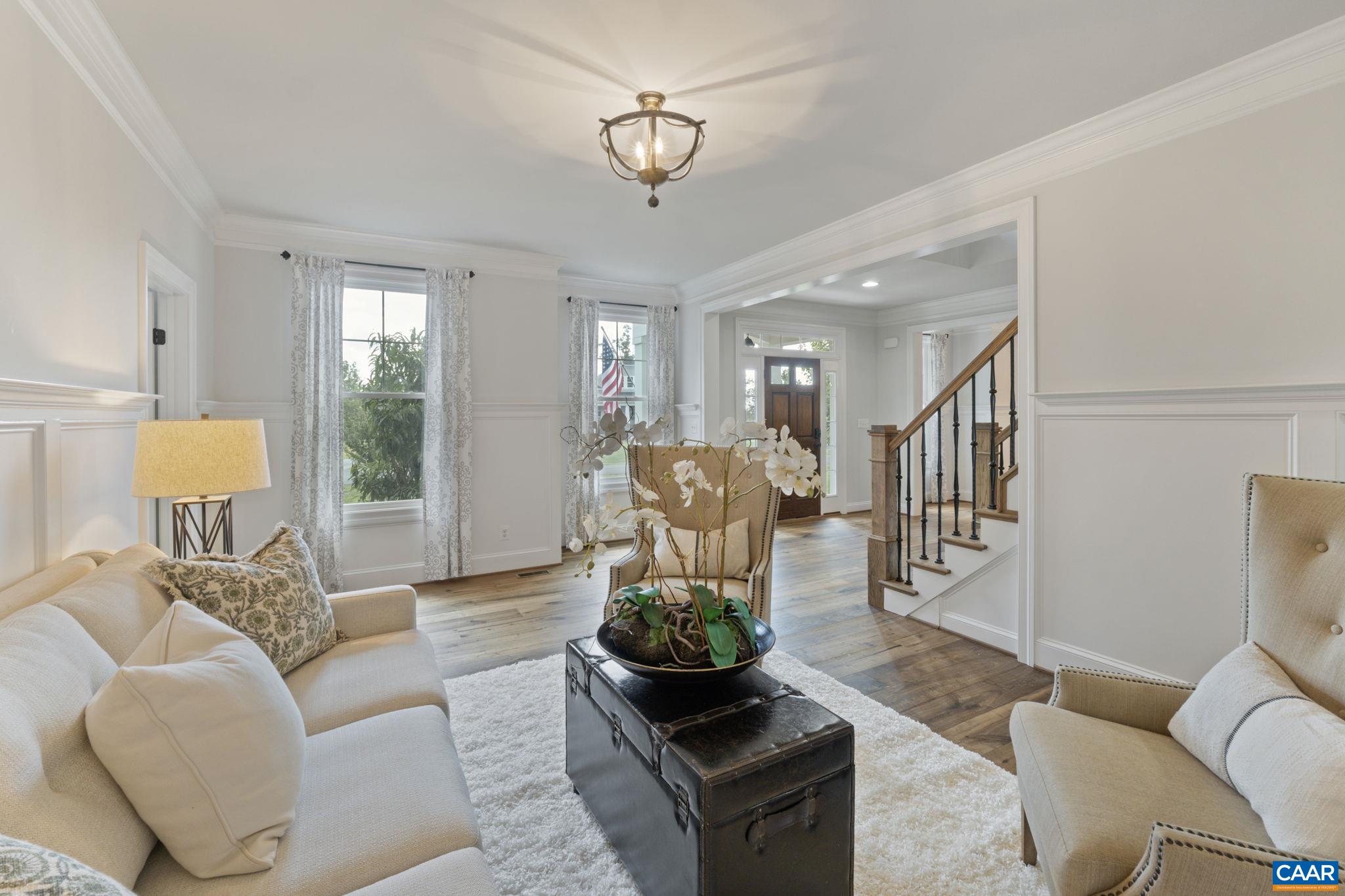 2206 Waterside Wy