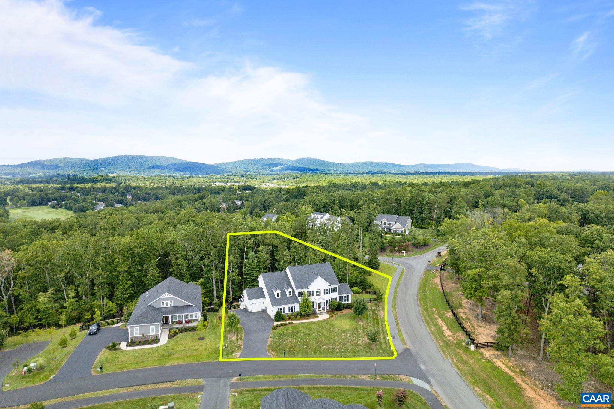 2206 Waterside Wy