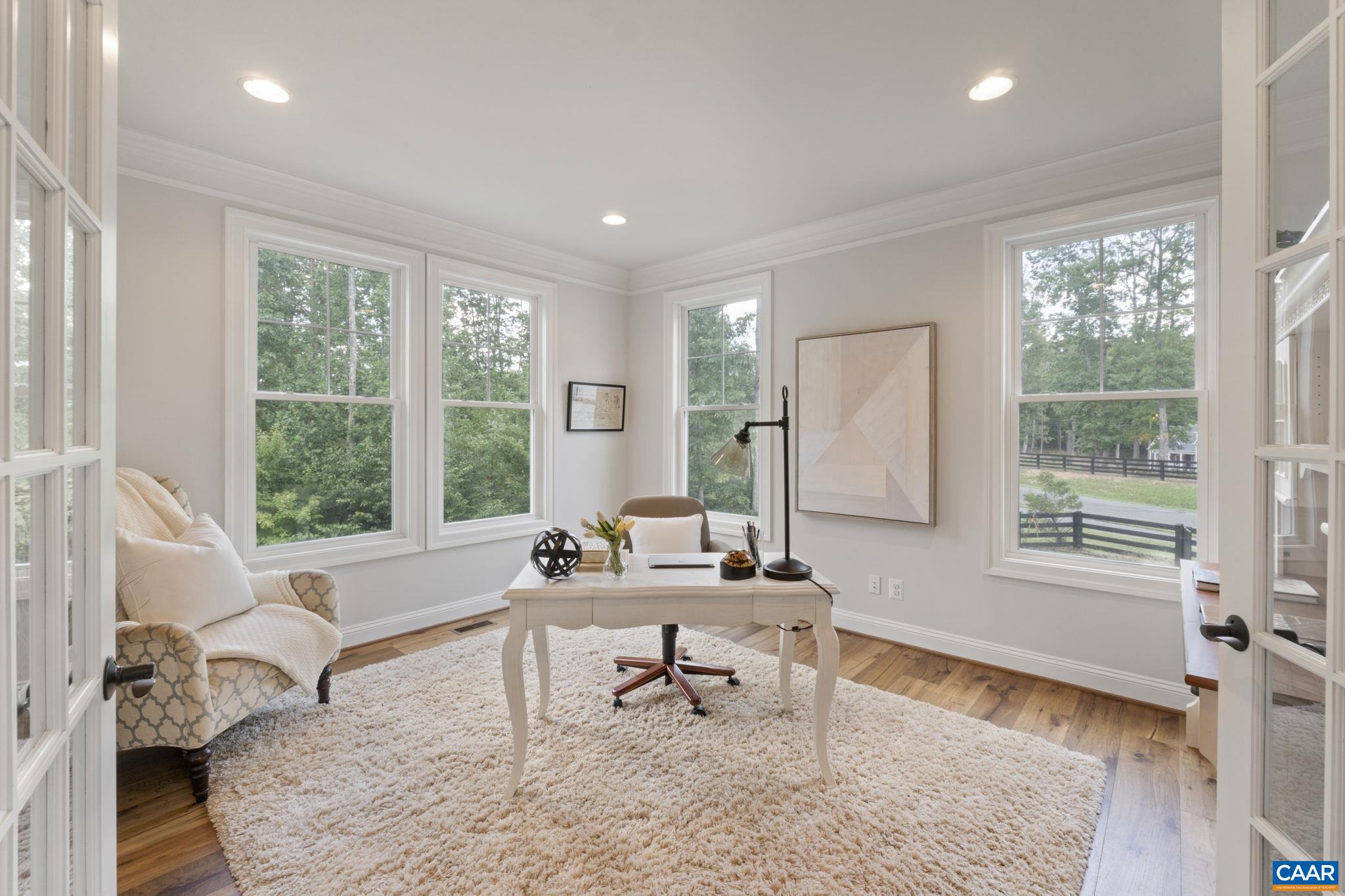 2206 Waterside Wy