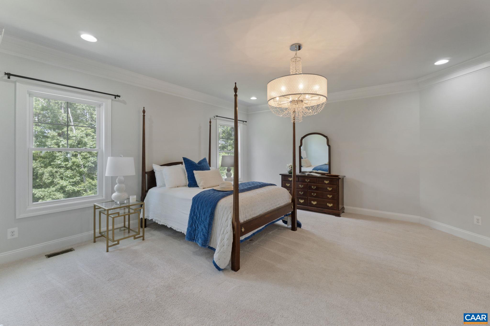 2206 Waterside Wy