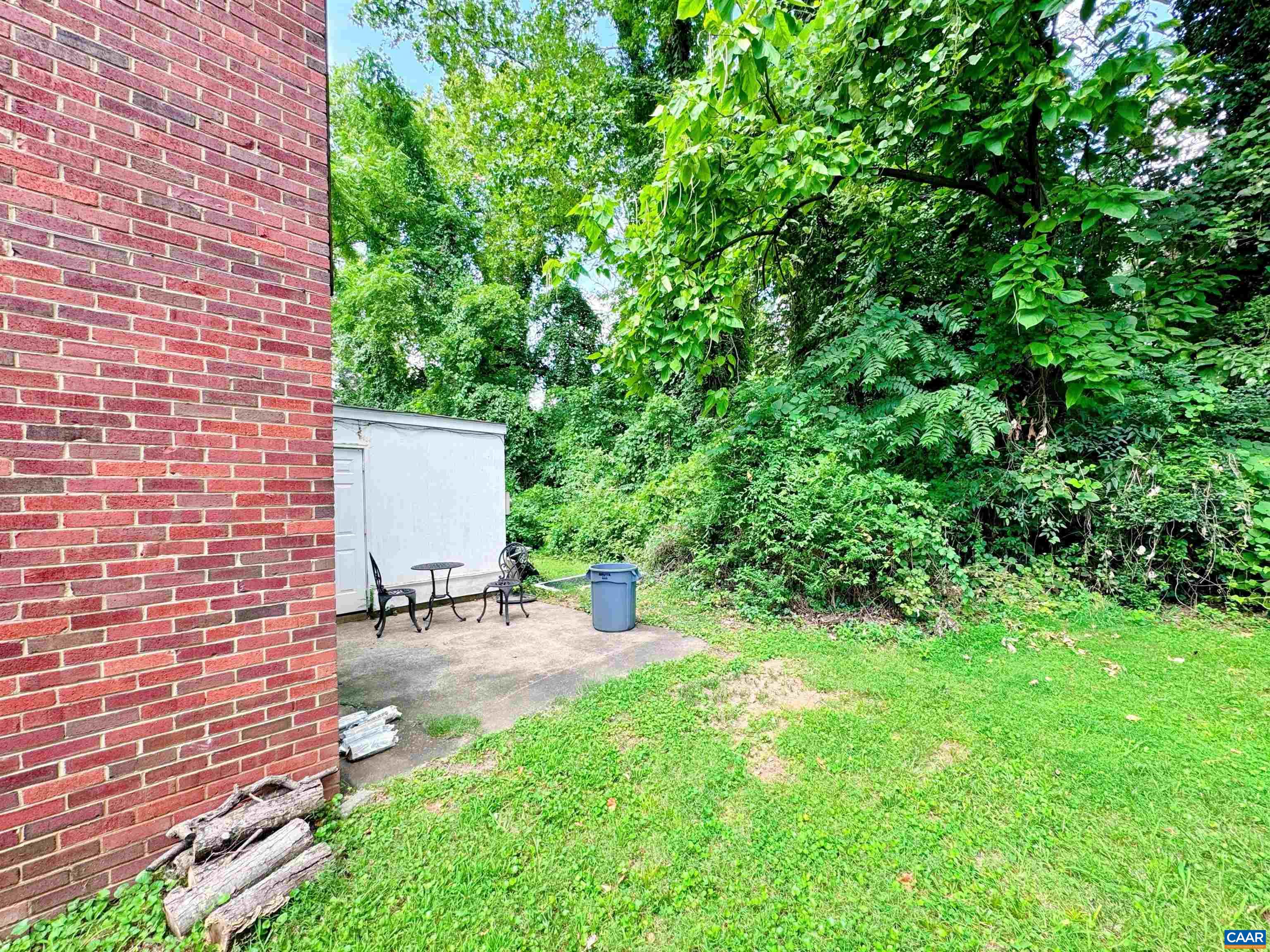 120 A & B HARMON ST