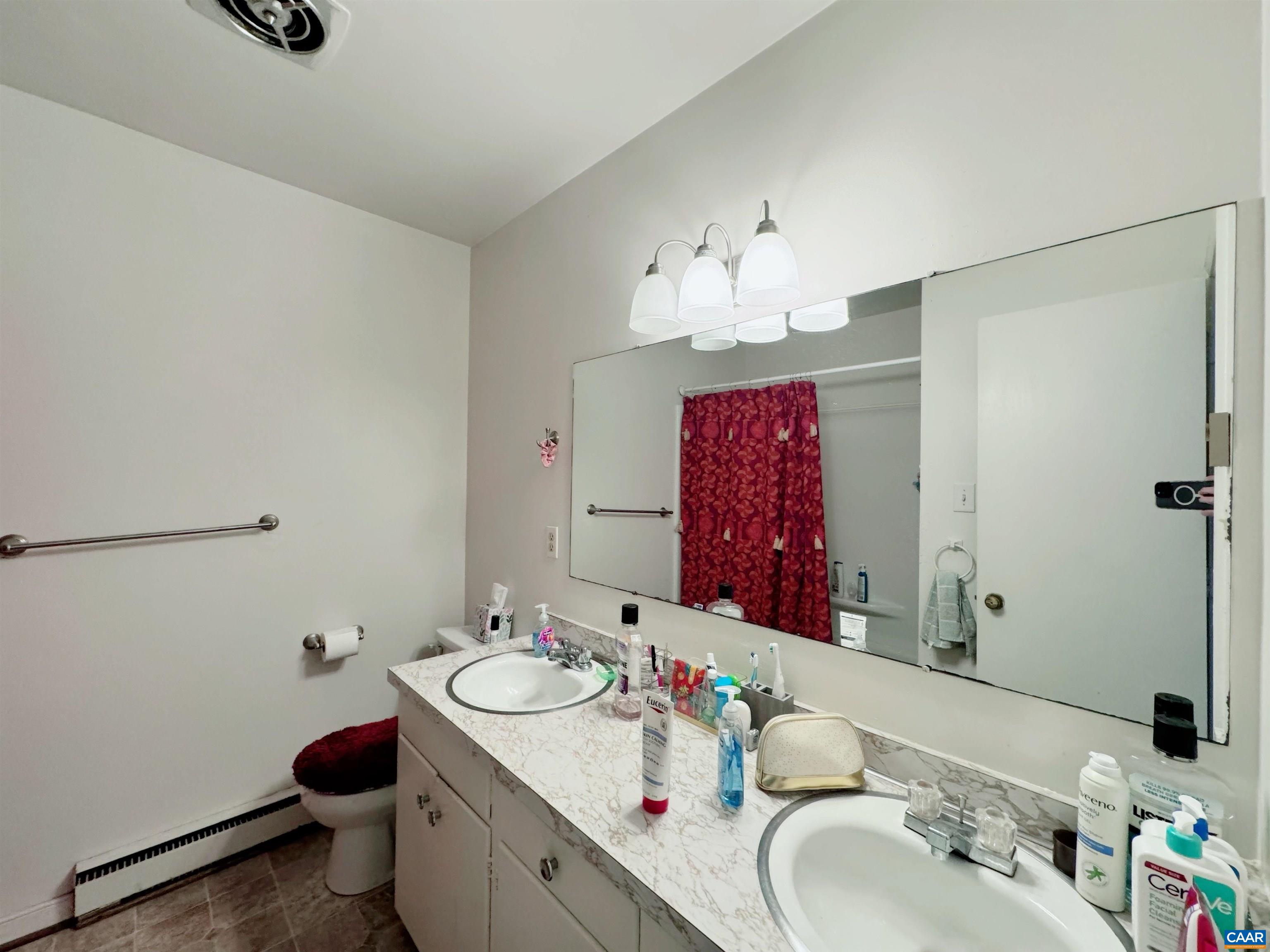 120 A & B HARMON ST