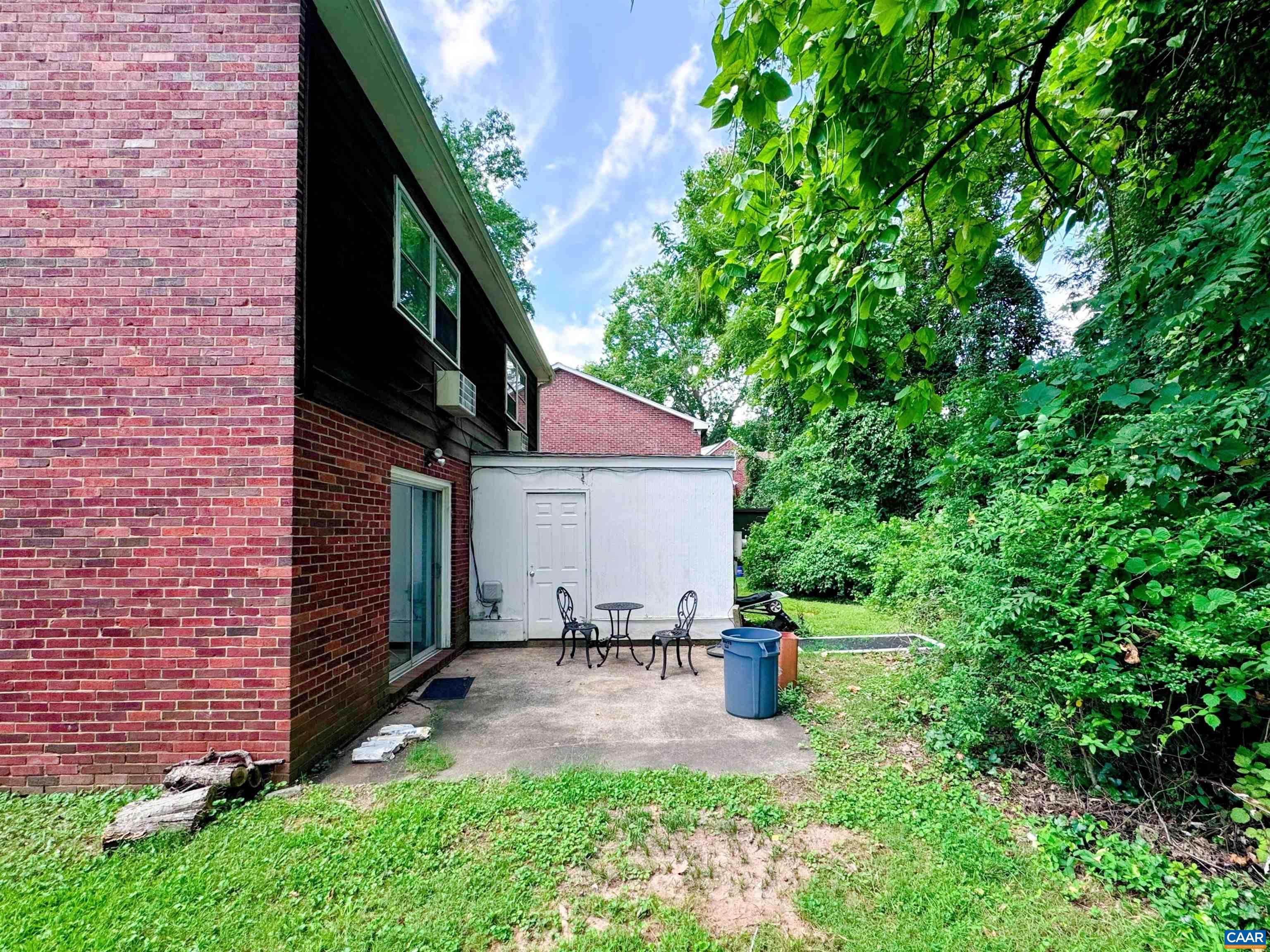 120 A & B HARMON ST