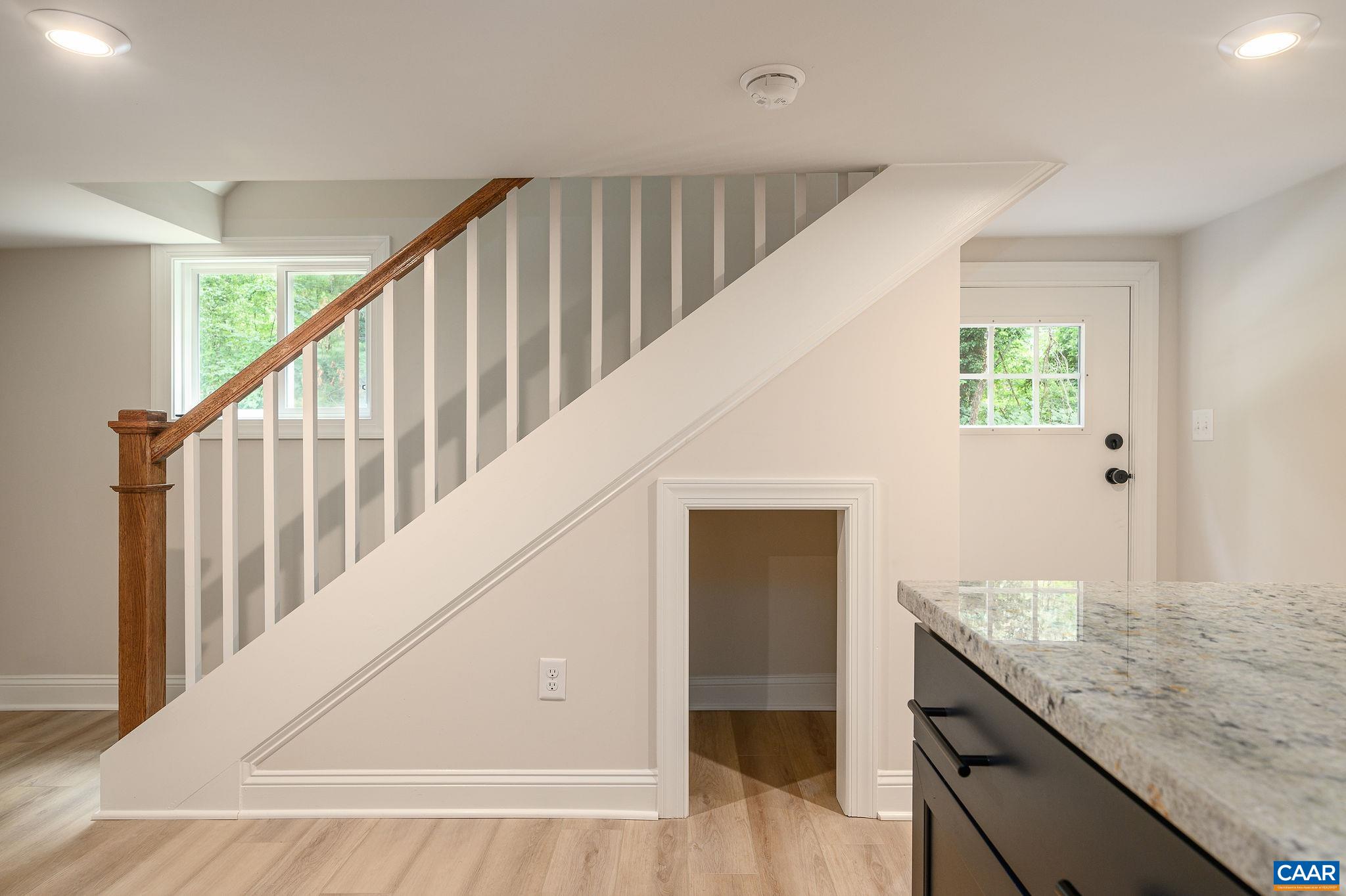 1588 CROZET AVE