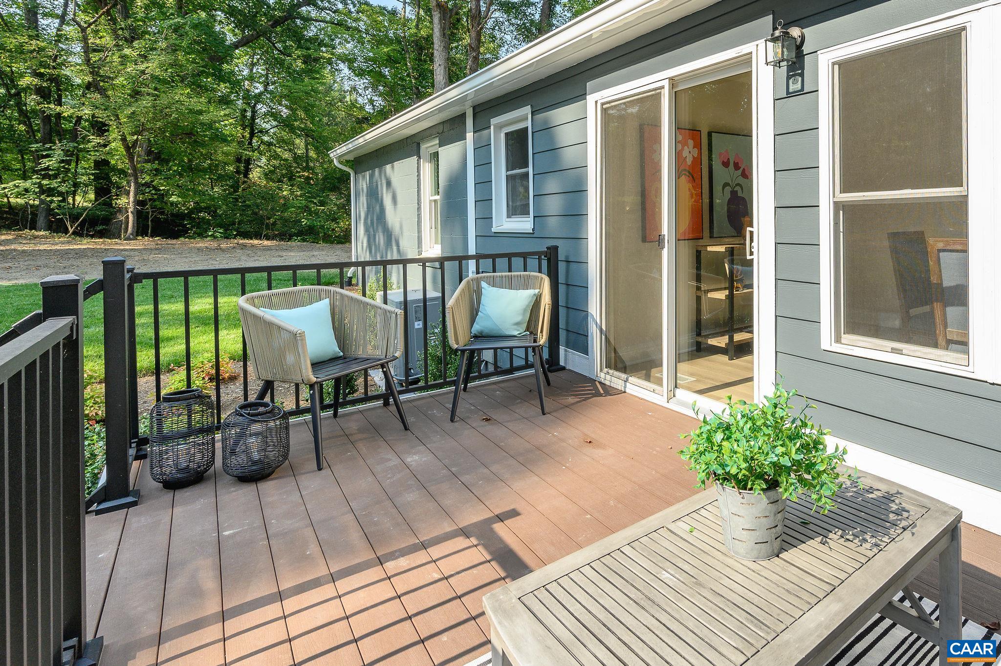 1588 CROZET AVE