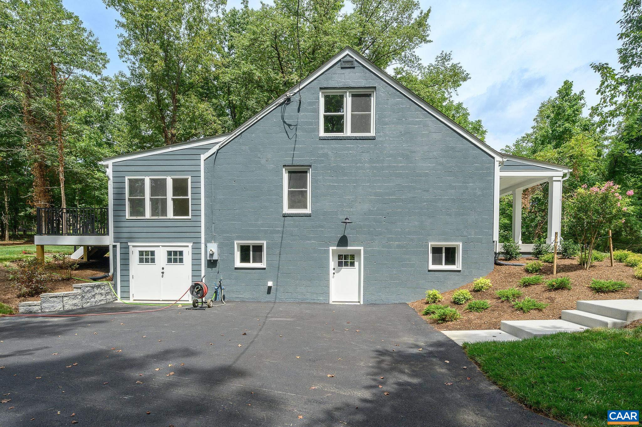 1588 CROZET AVE