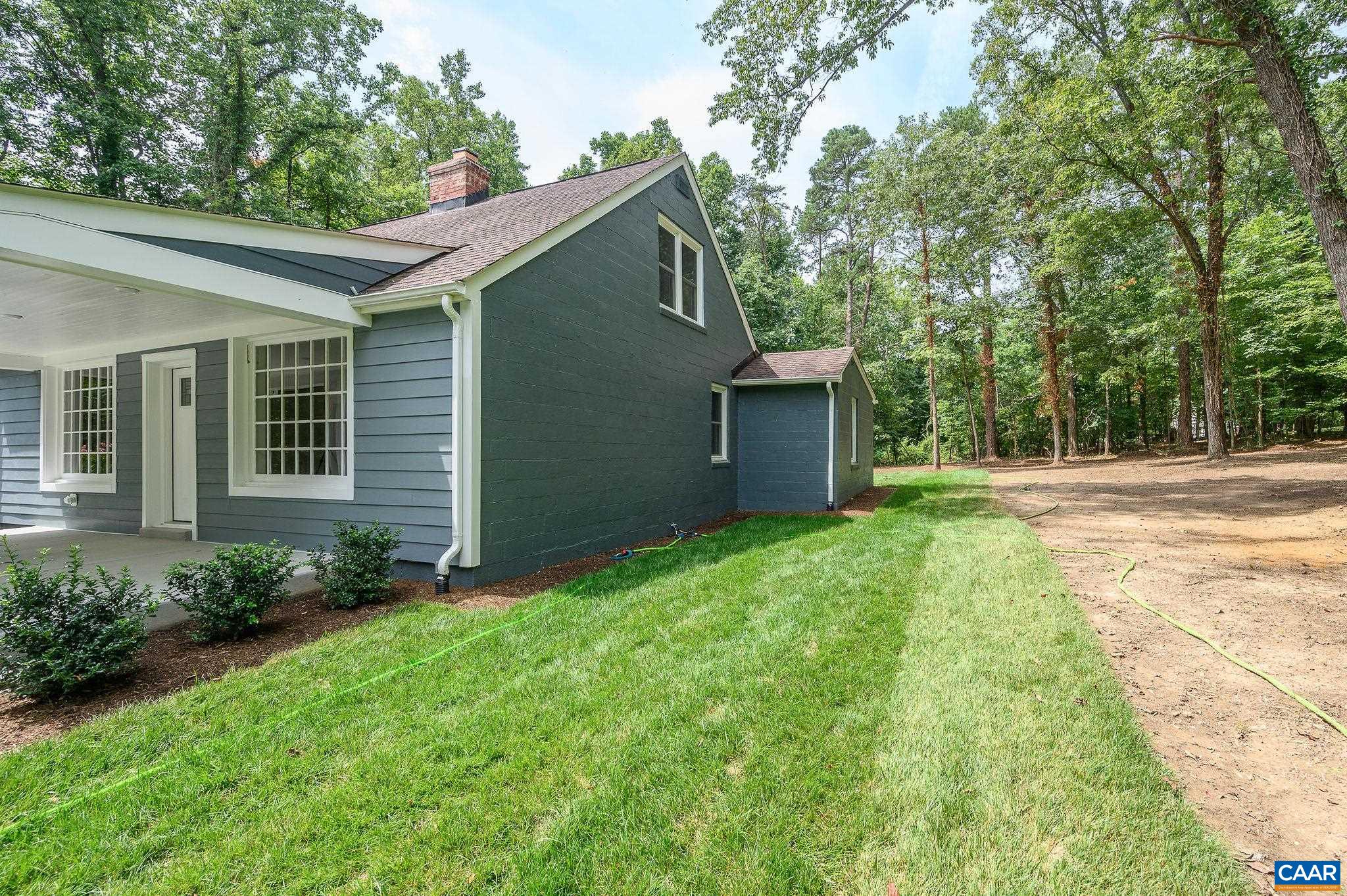 1588 CROZET AVE