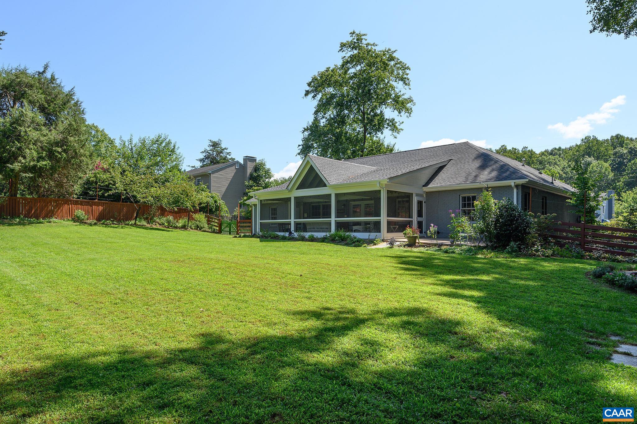 2701 HUNTINGTON RD