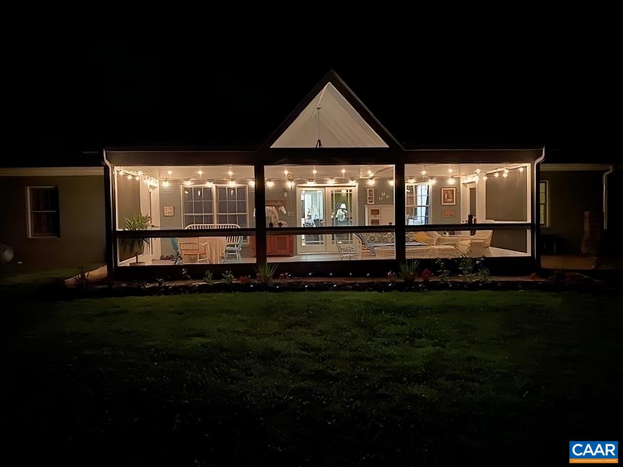 2701 HUNTINGTON RD