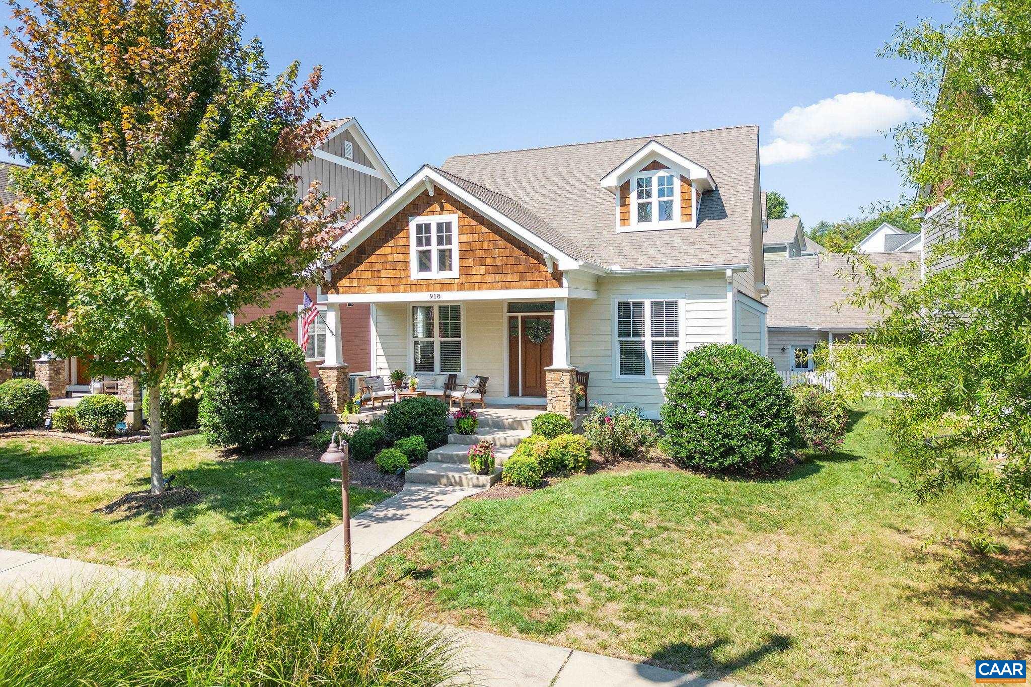 918 HADEN LN