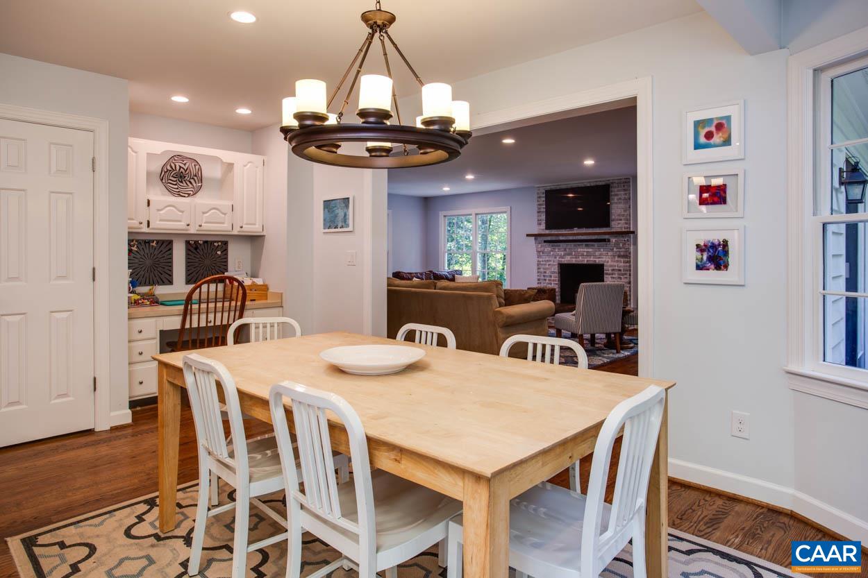 2800 OLD OAKS SPUR