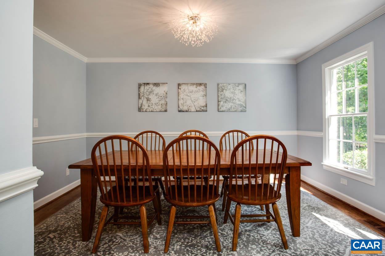 2800 OLD OAKS SPUR