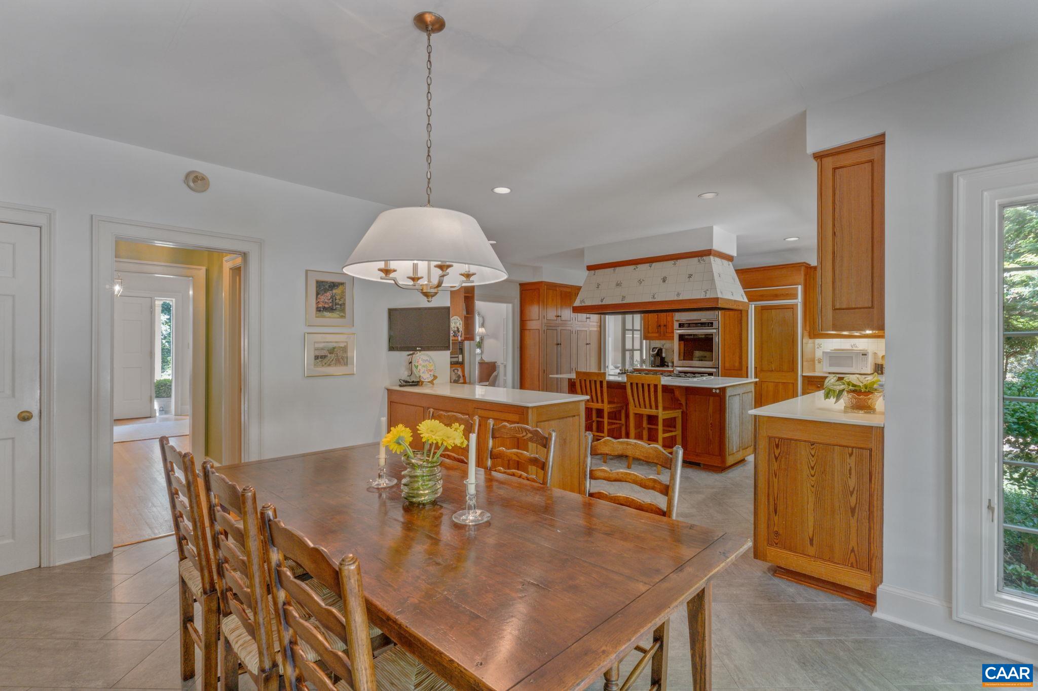 500 LOBLOLLY LN