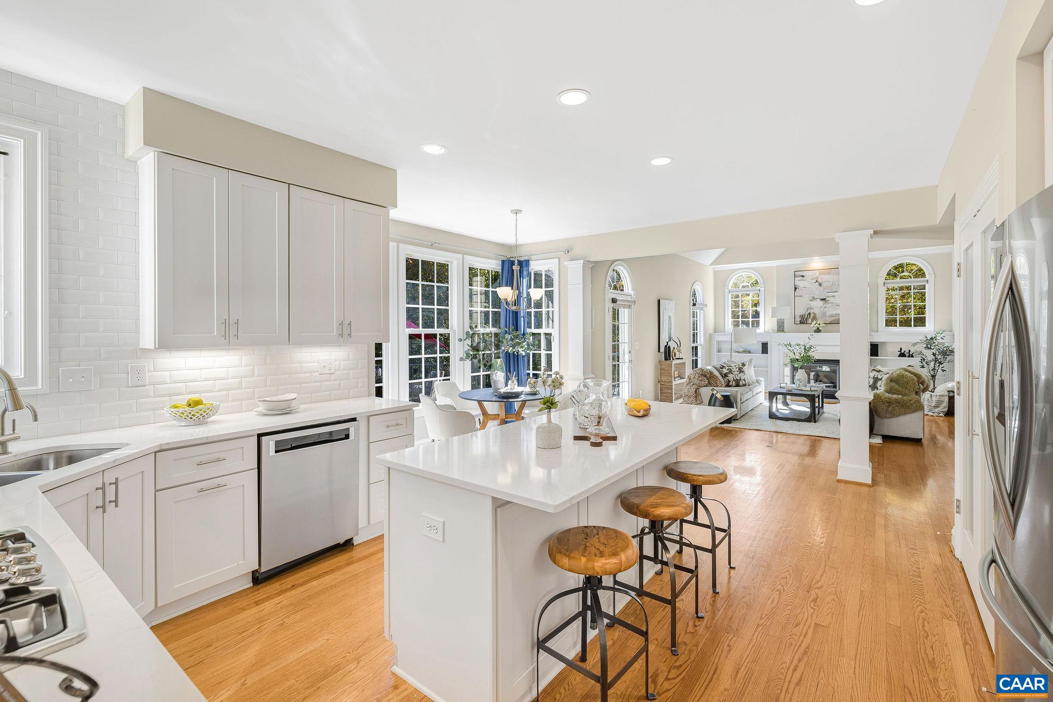 3410 DARBY RD