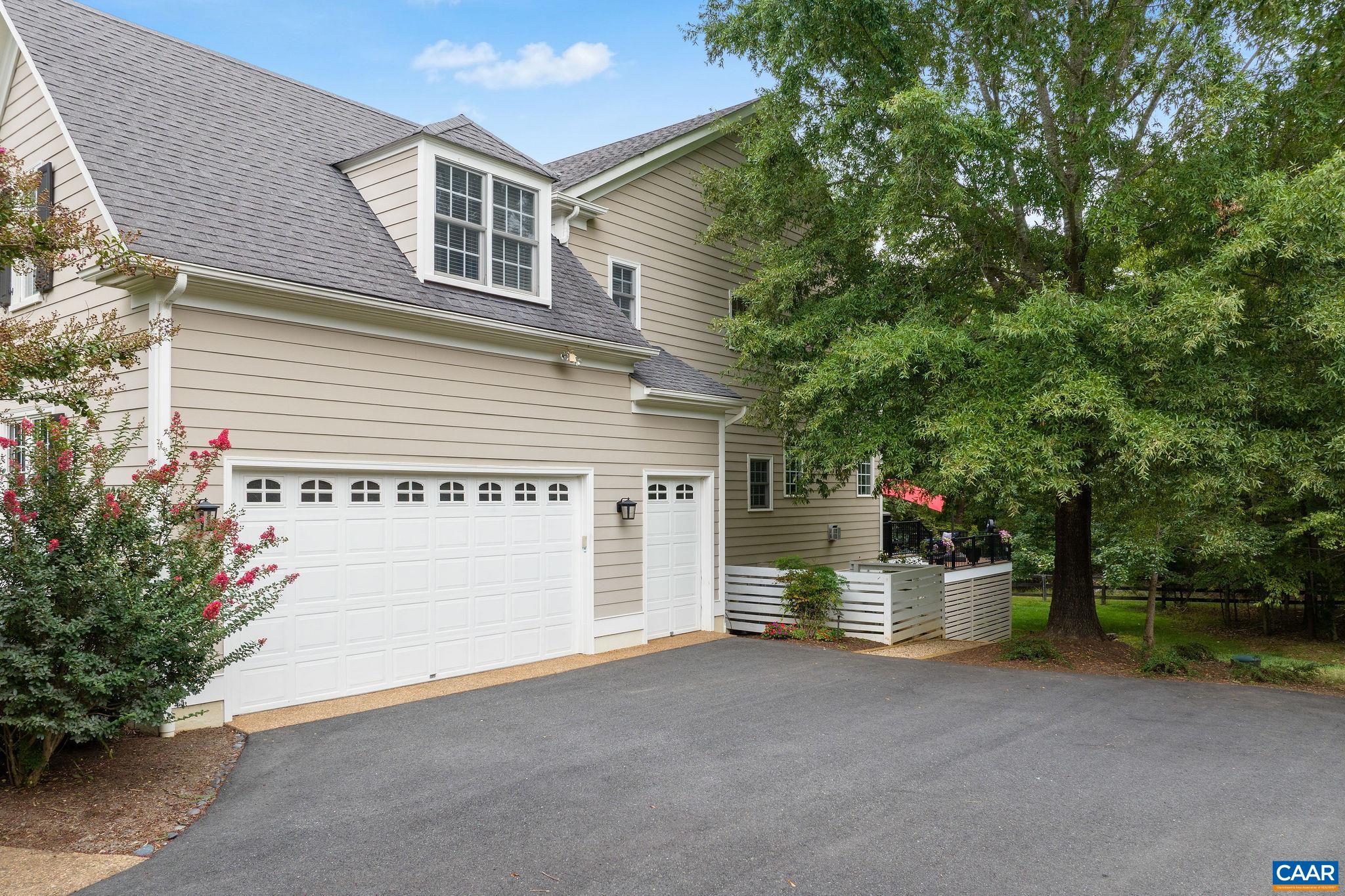 3410 DARBY RD