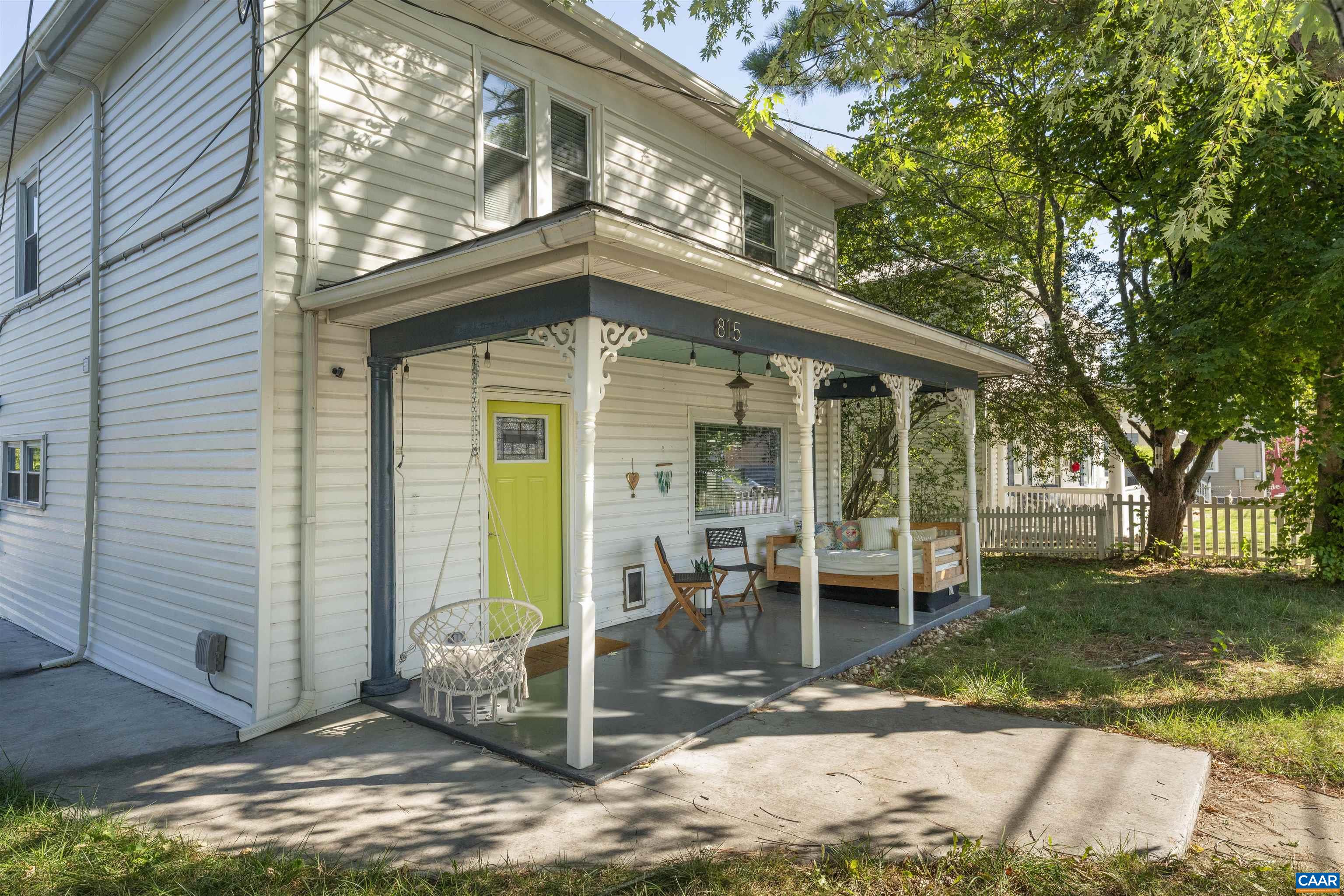 815 MAPLE ST