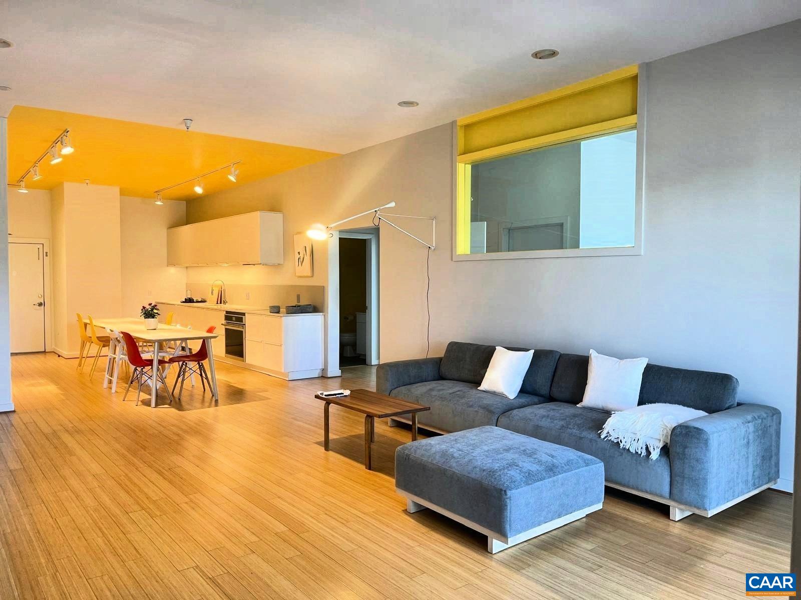 820 E HIGH ST Unit: 11