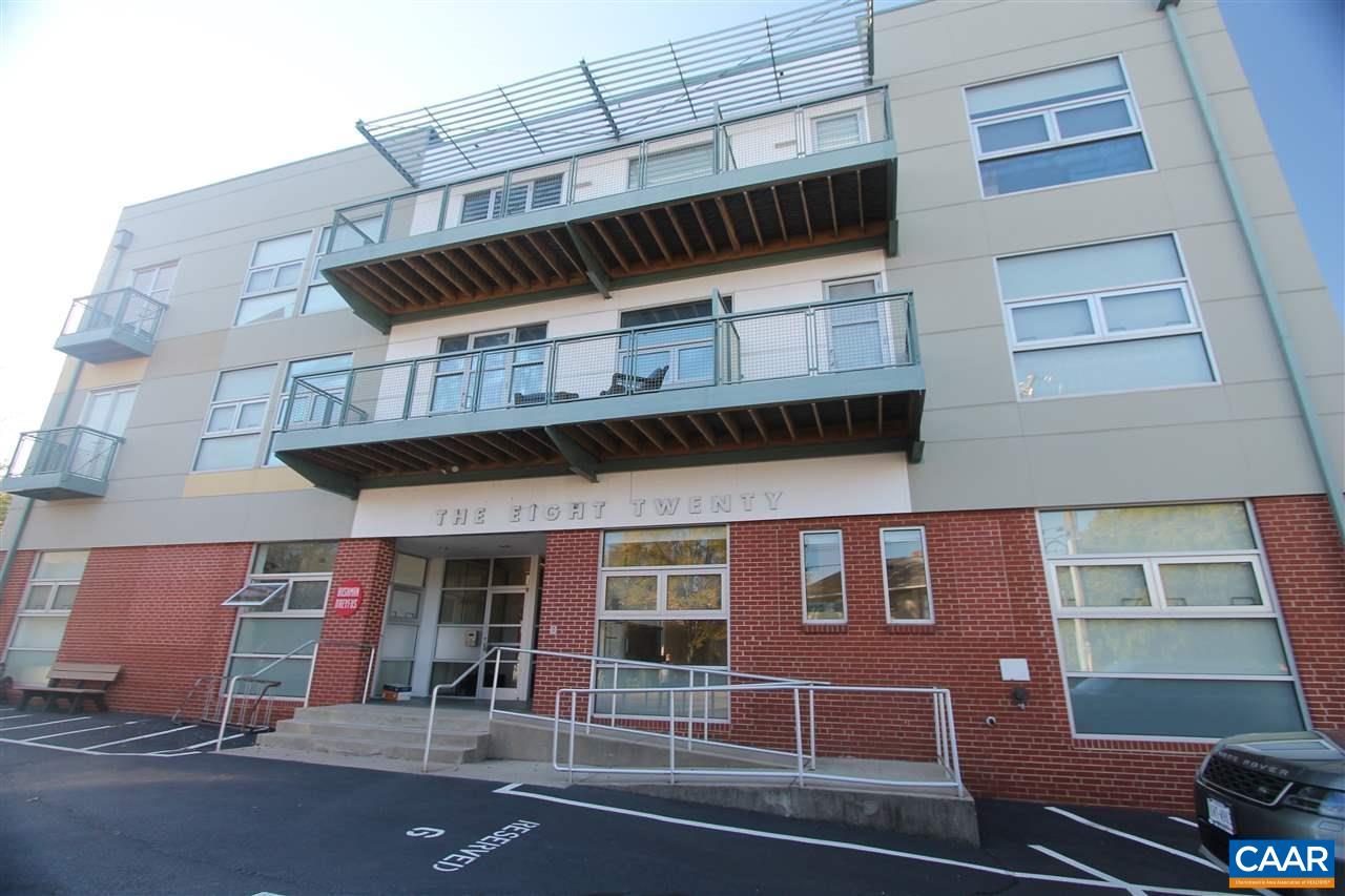 820 E HIGH ST Unit: 11