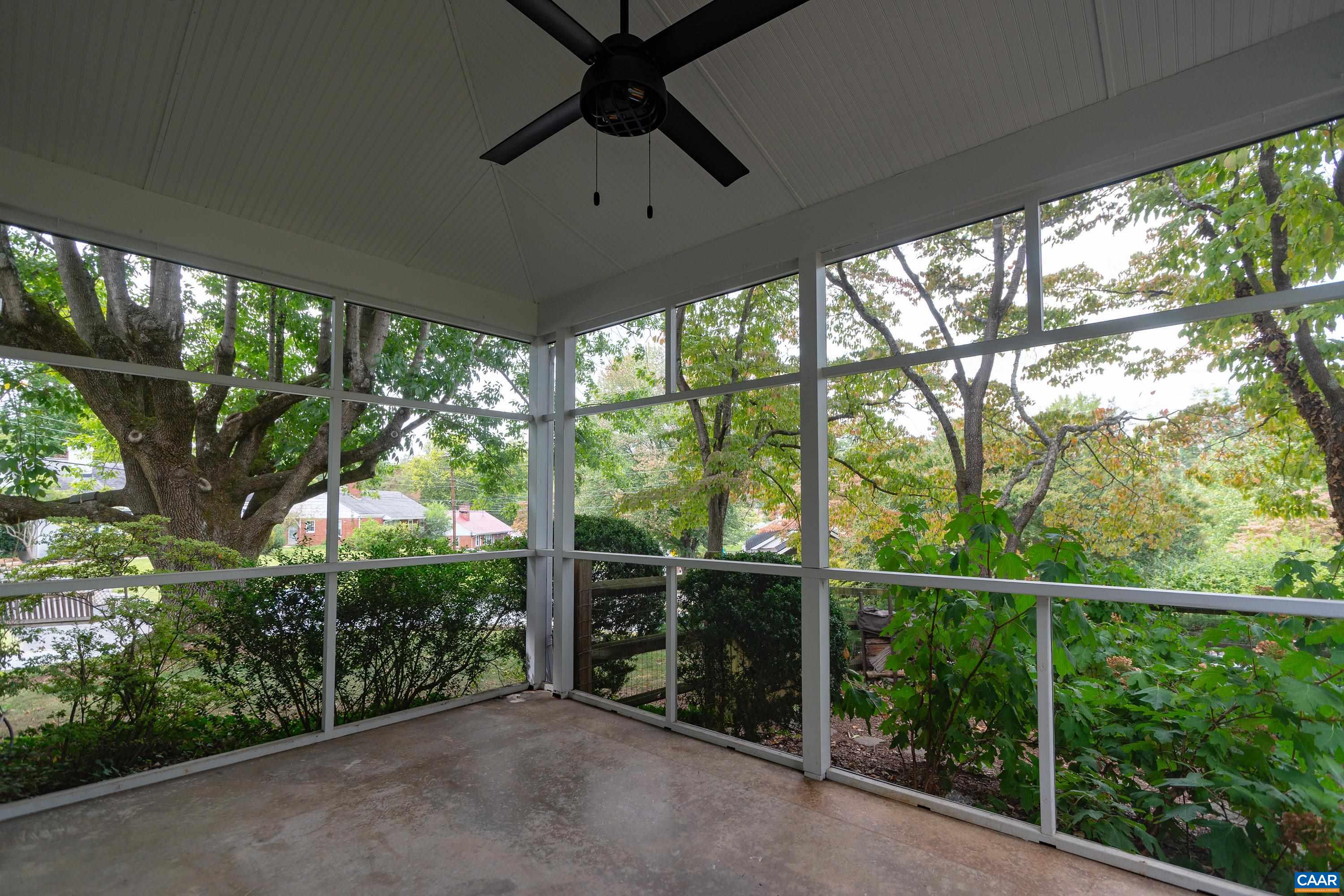 2612 WILLARD DR