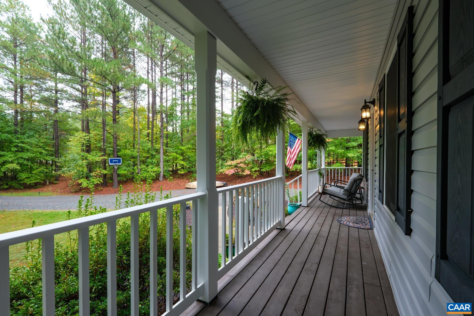 1118 GEORGIA CREEK RD