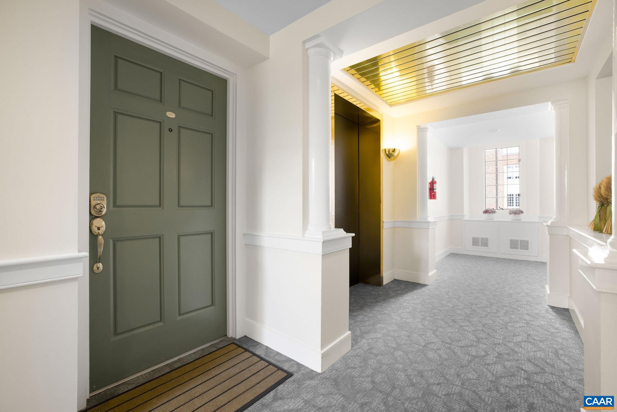 207 EAST JEFFERSON ST Unit: 4-5